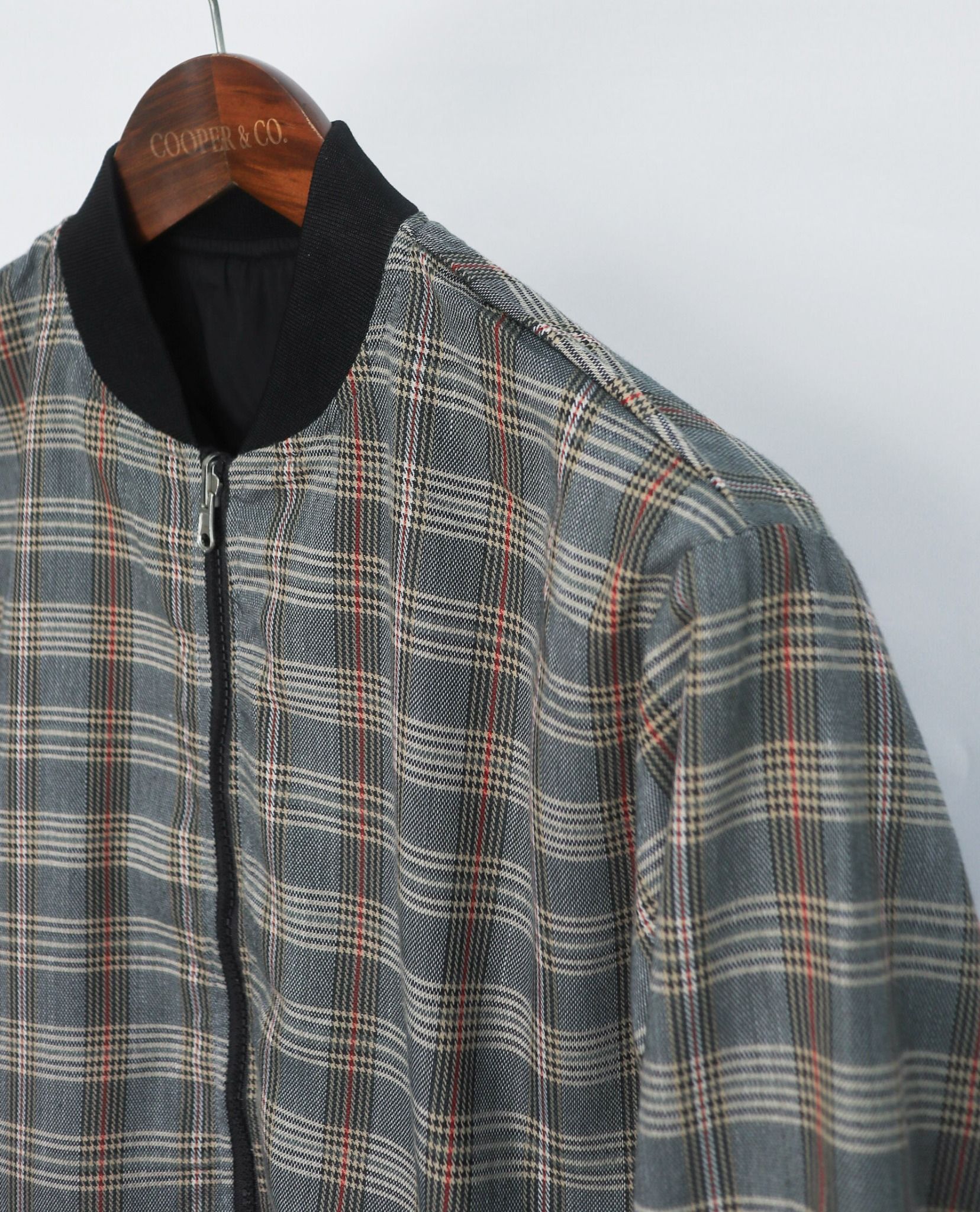 06.18.23 - VTG REVERSIBLE BOMBER JACKET - EMSEXCITE