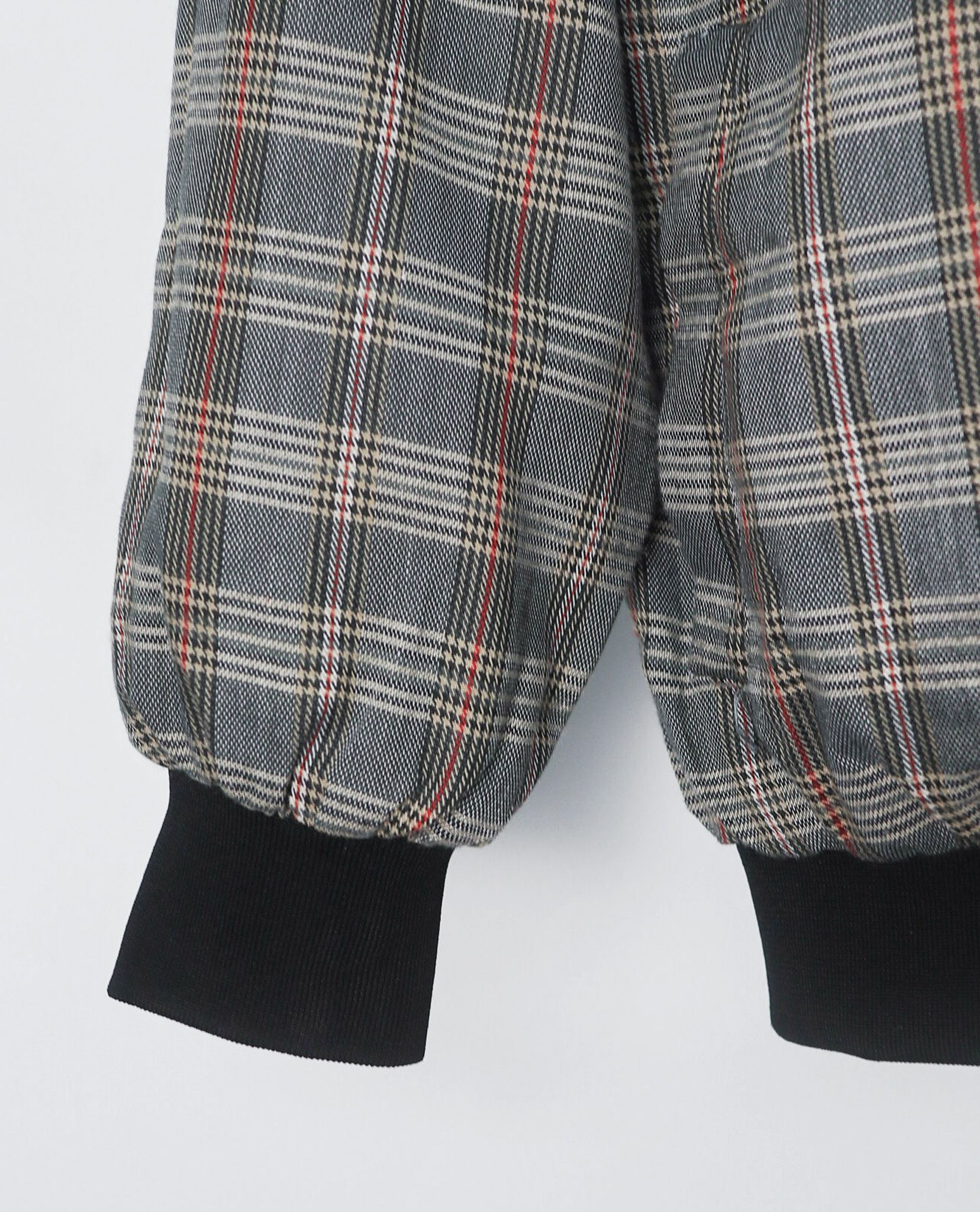 06.18.23 - VTG REVERSIBLE BOMBER JACKET - EMSEXCITE