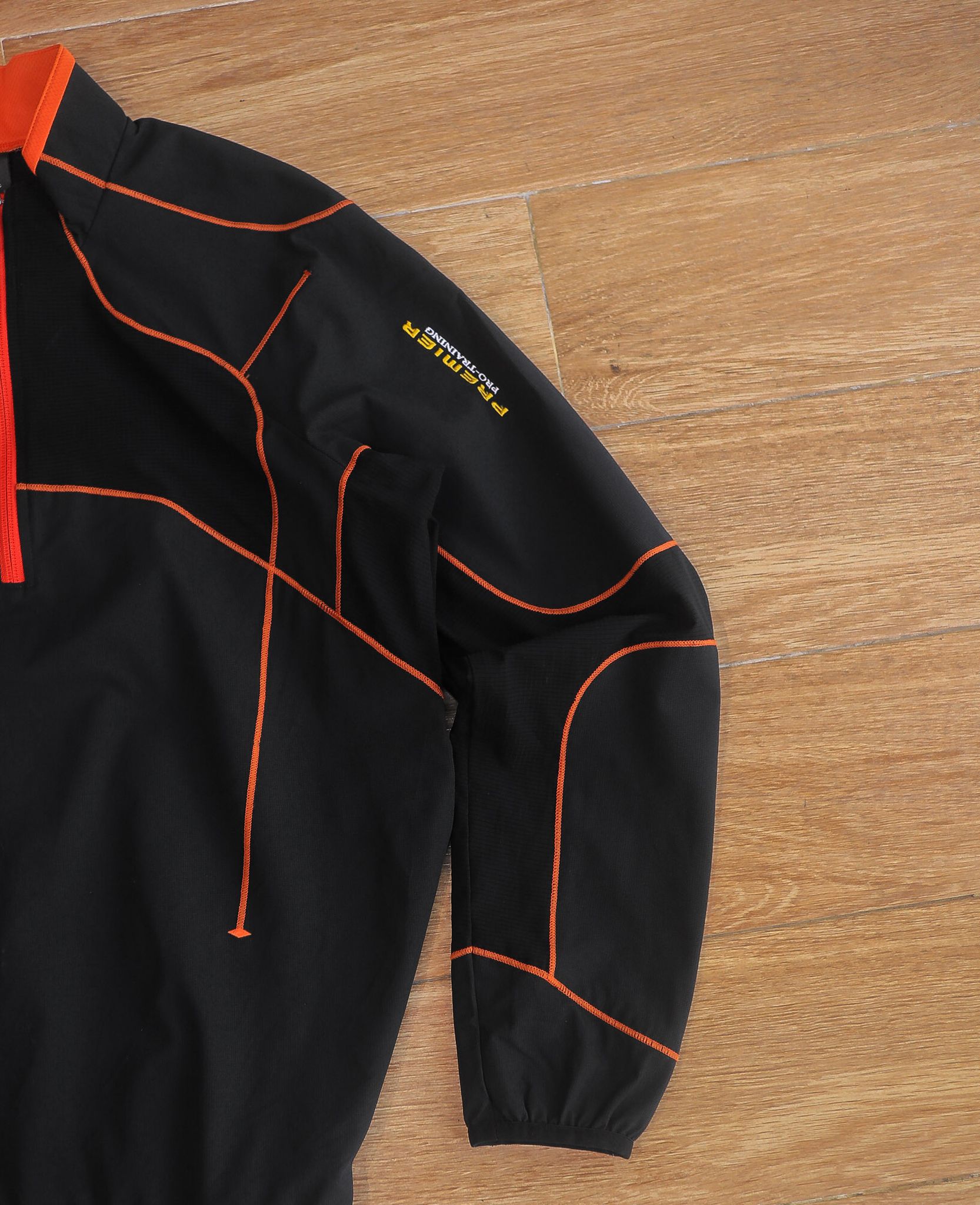10.20.24 - VTG QUARTER ZIP JACKET - UMBRO