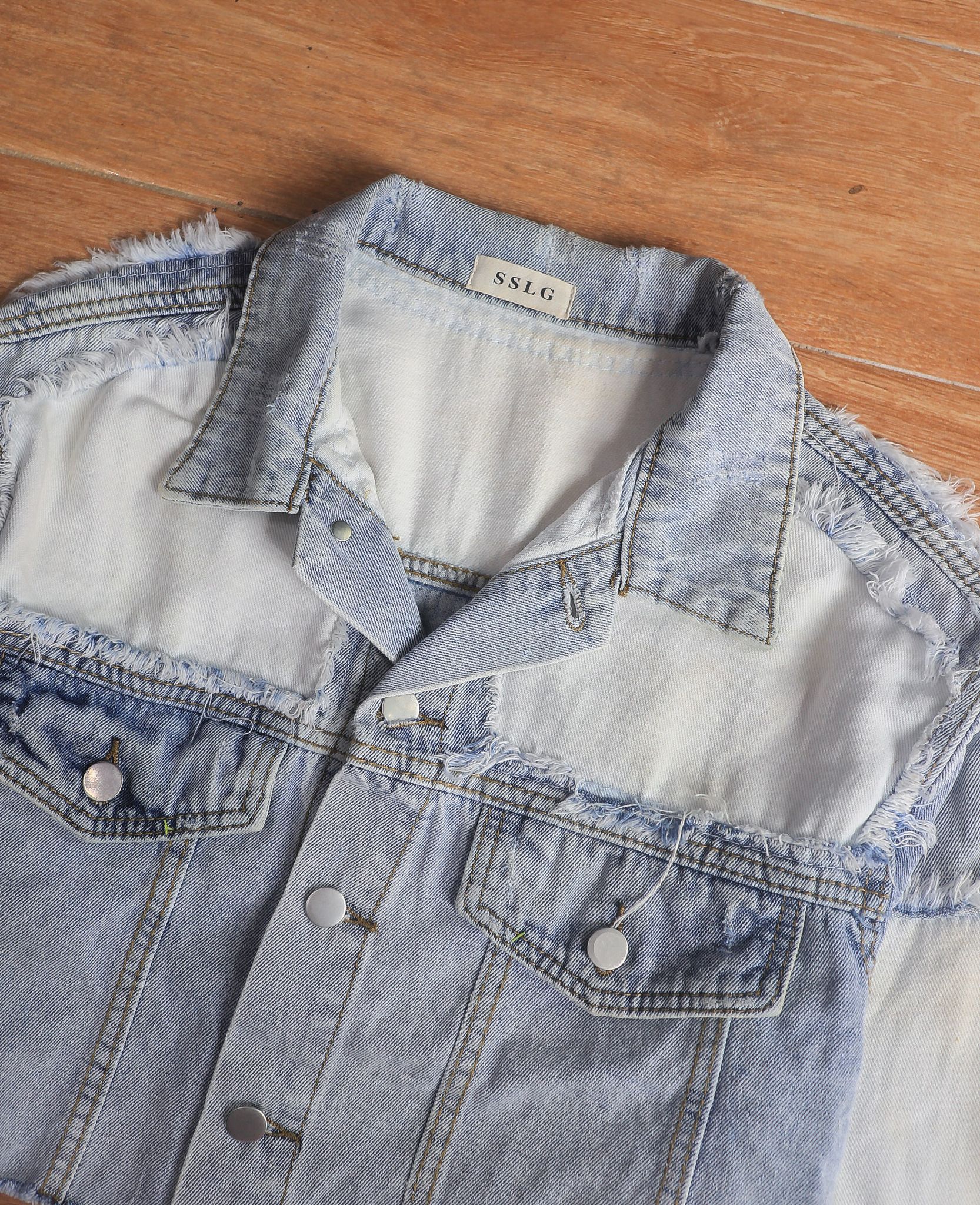 10.21.24 - VTG CROPPED DENIM JACKET - SSLG