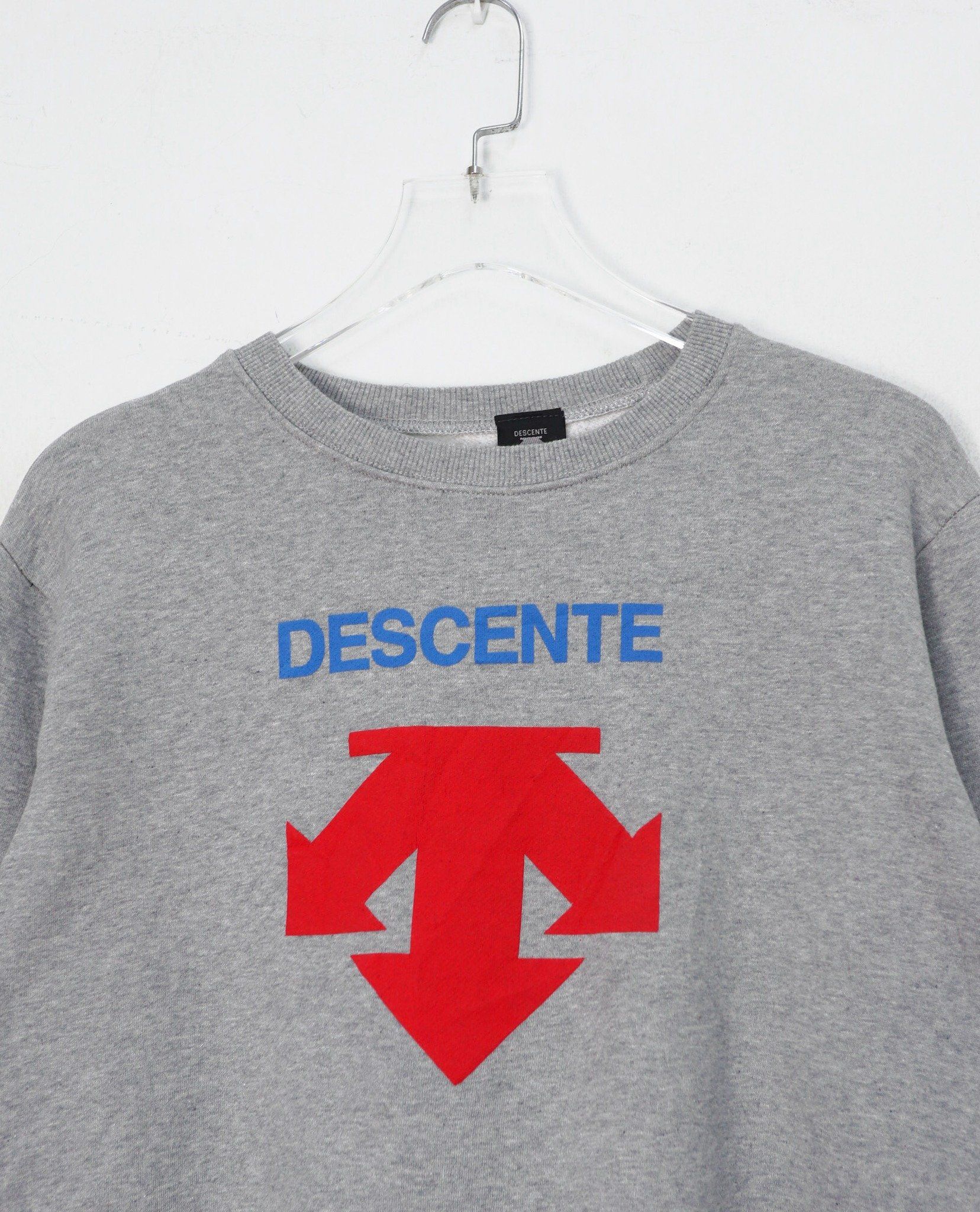 10.23.22 - VTG SWEATSHIRT - DESCENTE