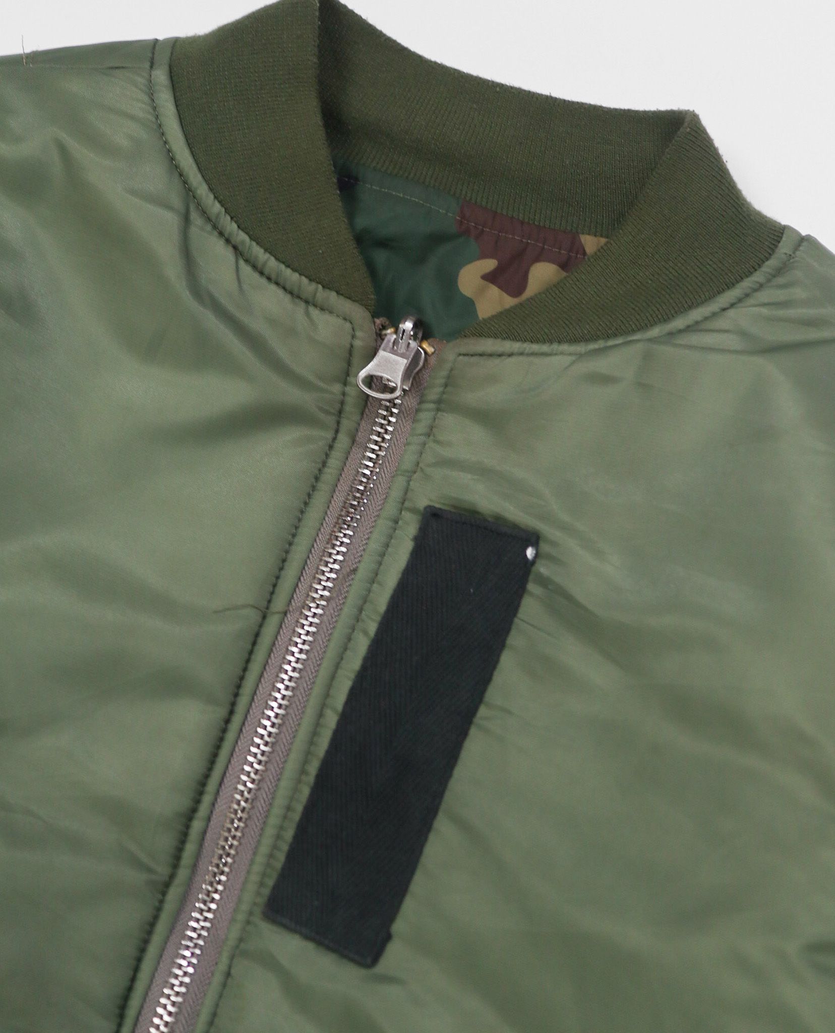 02.09.23 - VTG REVERSIBLE BOMBER JACKET - REMEDY13