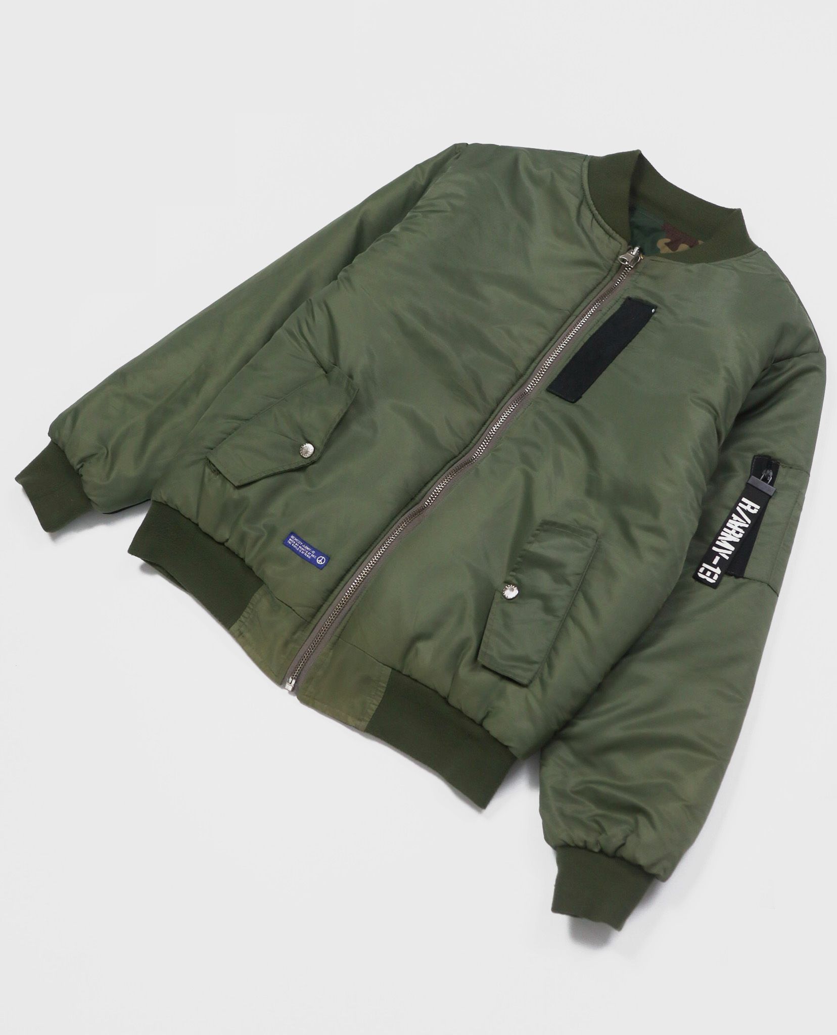 02.09.23 - VTG REVERSIBLE BOMBER JACKET - REMEDY13