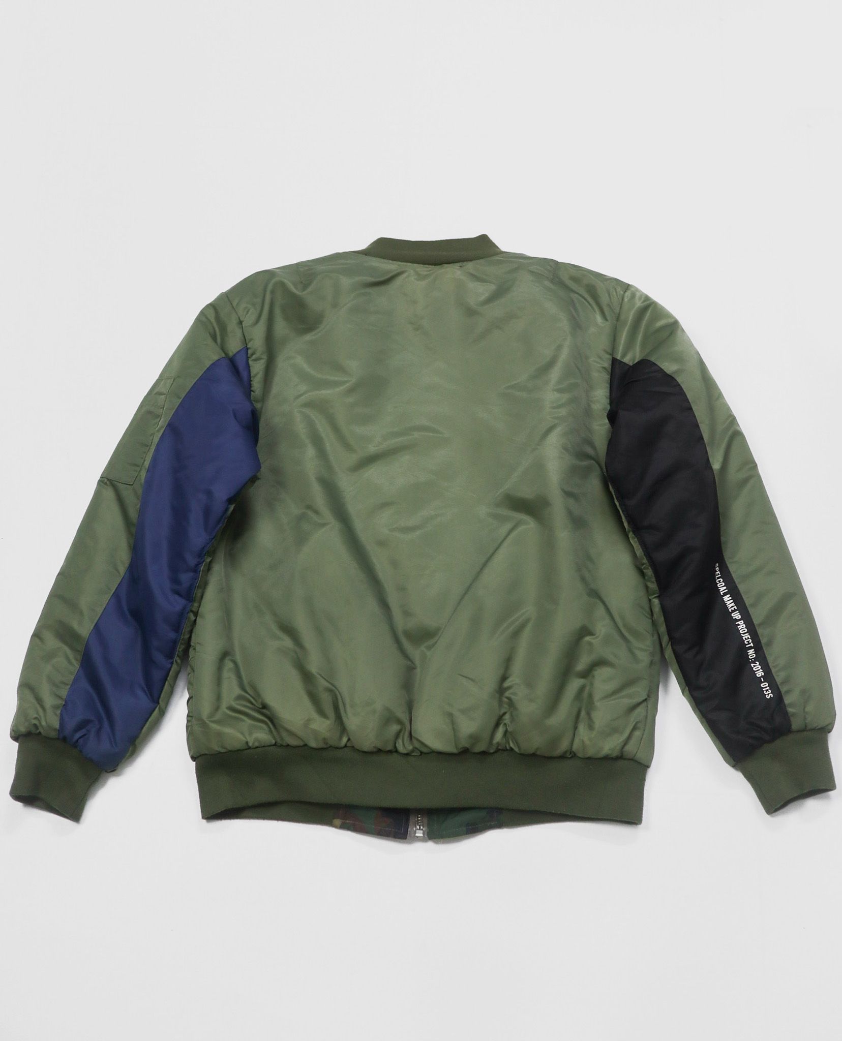 02.09.23 - VTG REVERSIBLE BOMBER JACKET - REMEDY13