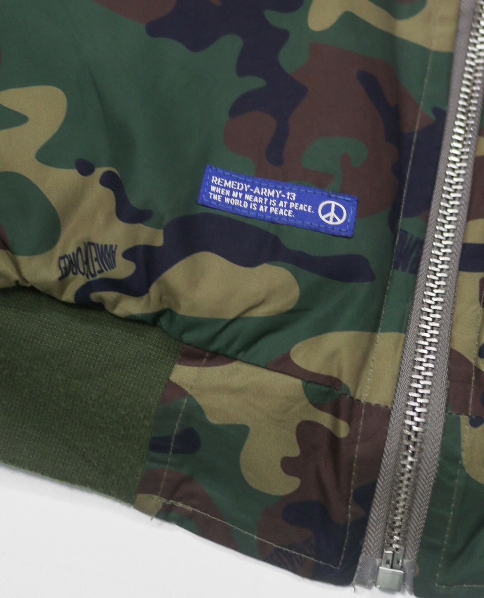 02.09.23 - VTG REVERSIBLE BOMBER JACKET - REMEDY13