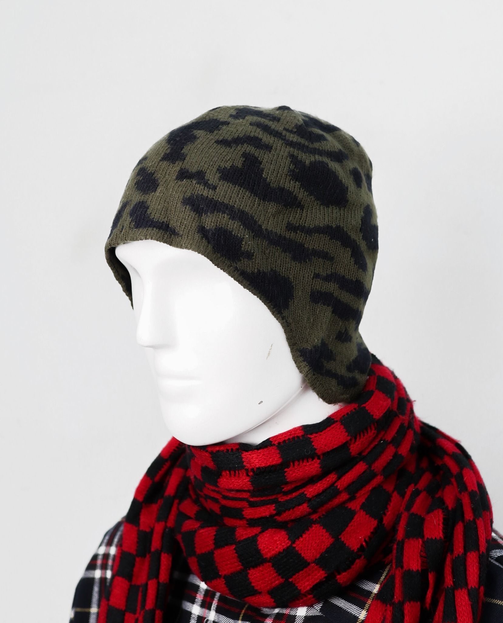 11.21.22 - VTG HEADWEAR