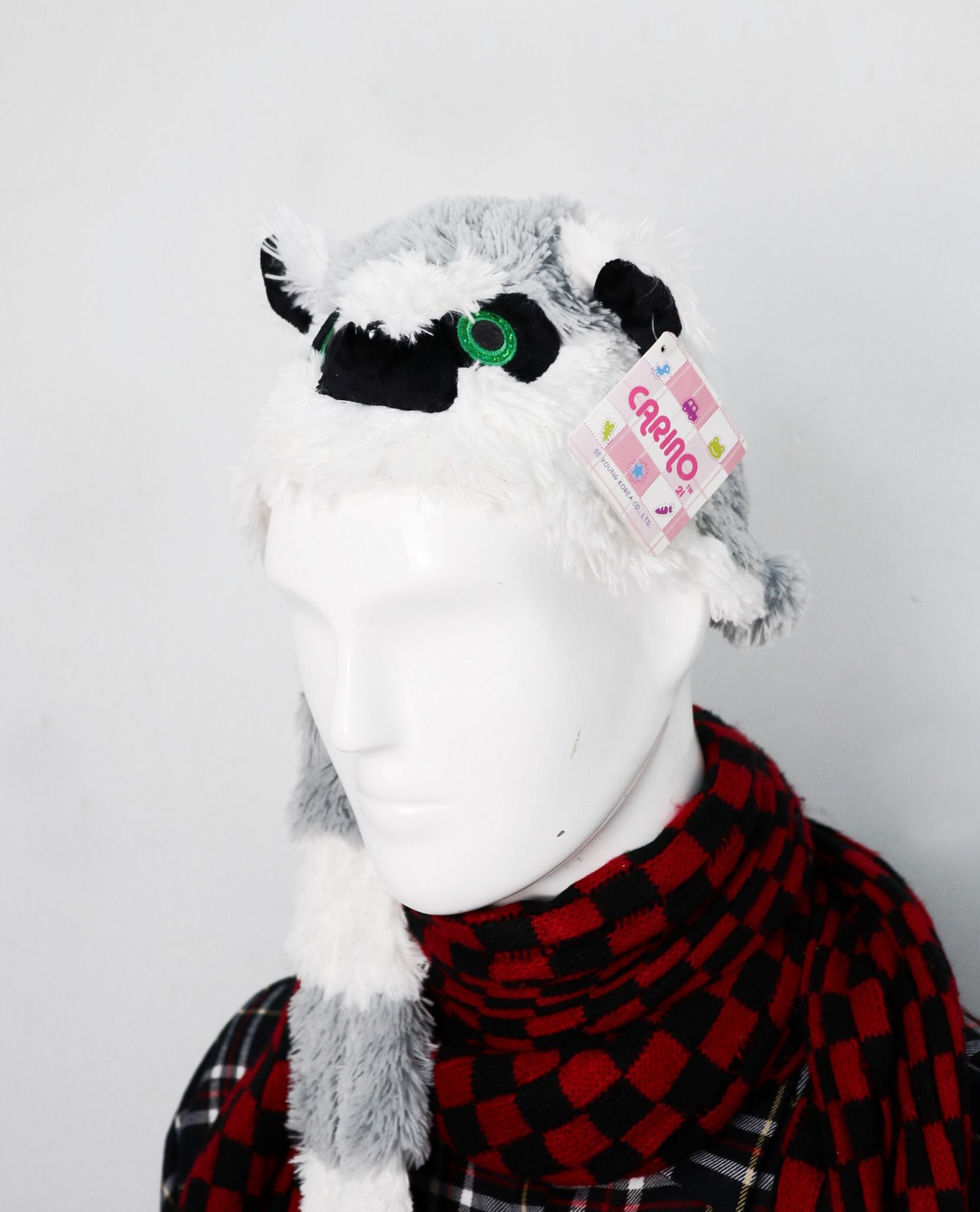 11.19.22 - VTG HEADWEAR - CARINO