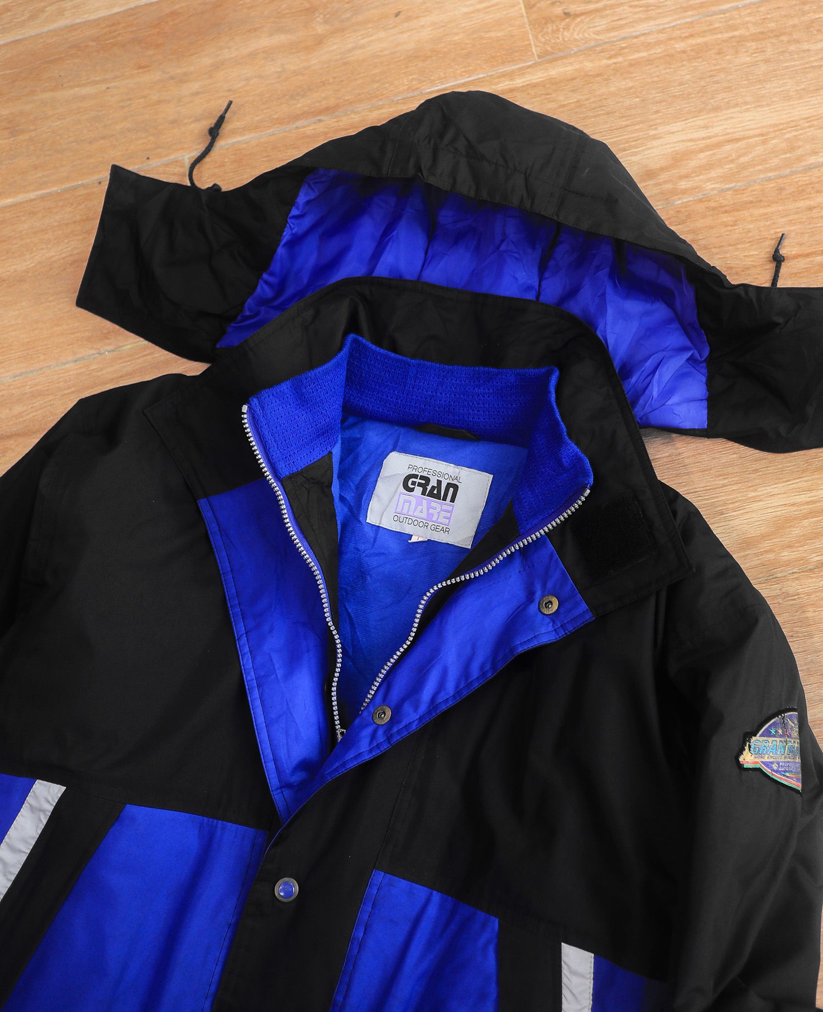 10.27.24 - VTG WINDBREAKER JACKET - GRAN MARE