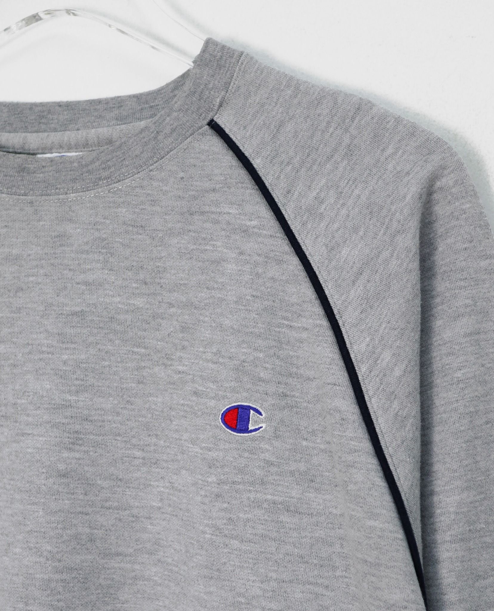 10.25.22 - VTG LONGSLEEVE SHIRT - CHAMPION