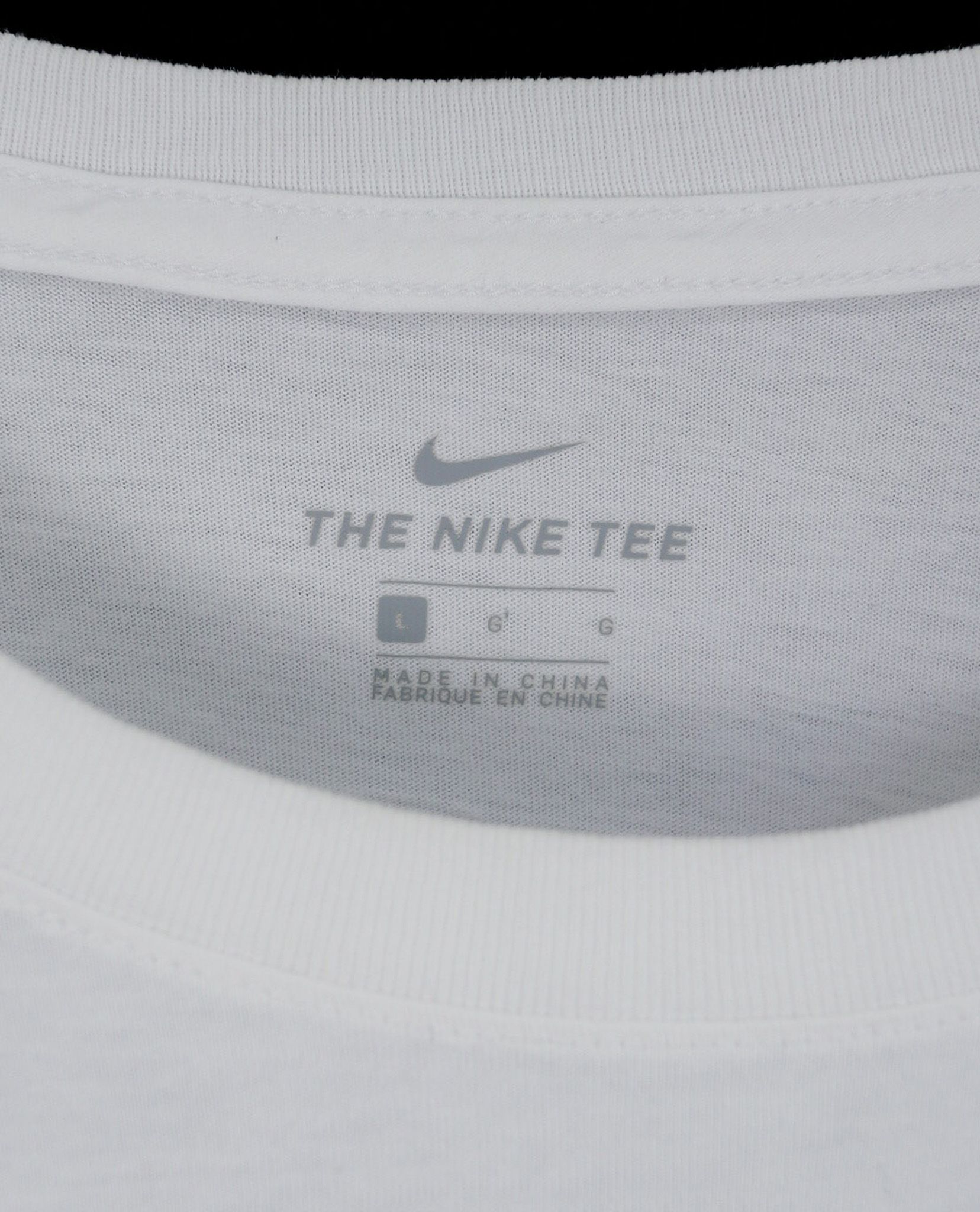 07.04.23 - VTG LONGSLEEVE SHIRT - NIKE