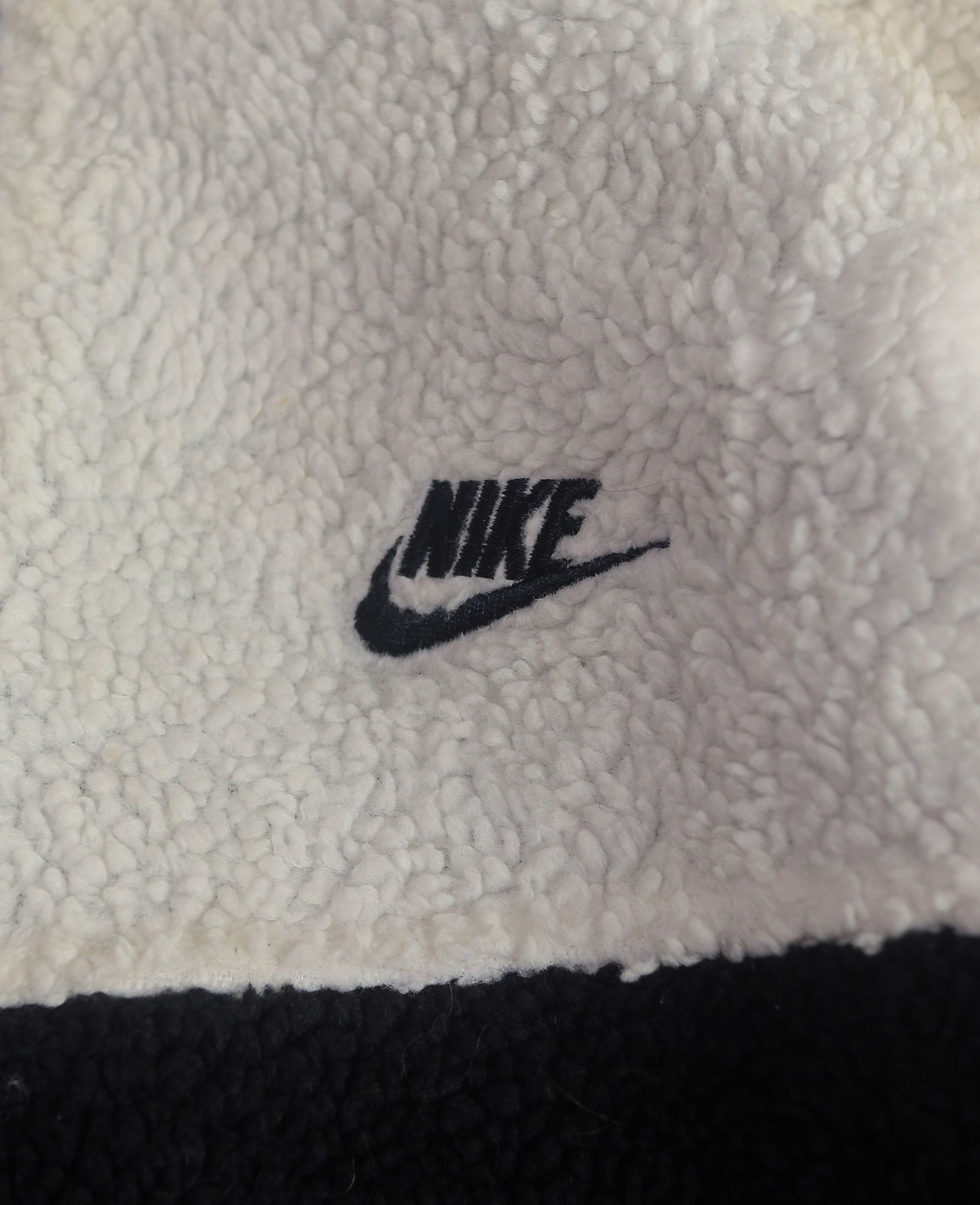 10.27.24 - VTG REVERSIBLE FLEECE JACKET - NIKE