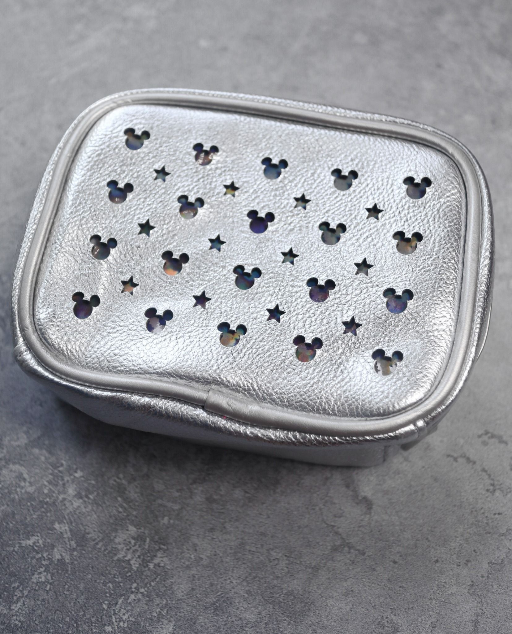 07.04.23 - VTG MINI WALLET BAG - DISNEY