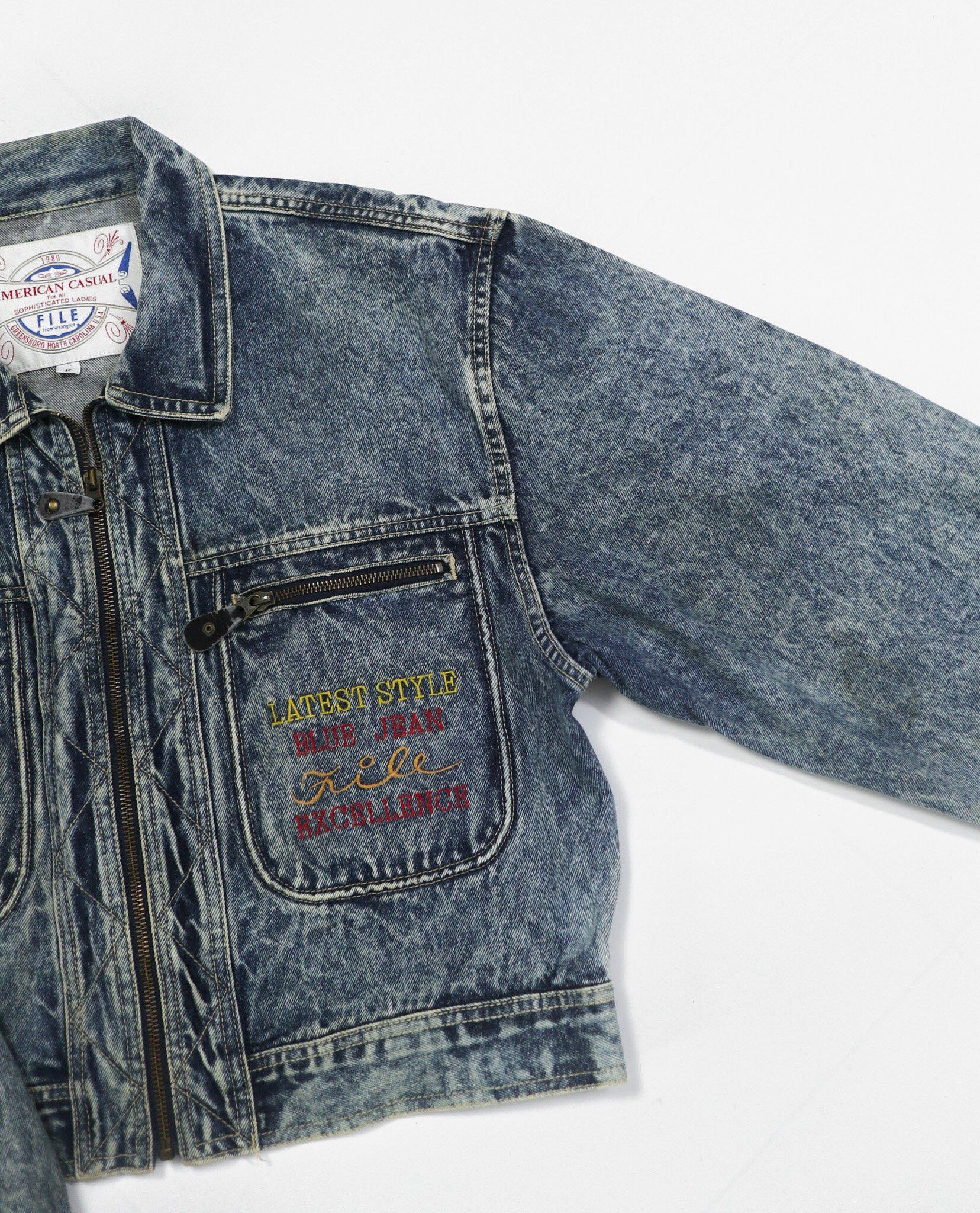 02.15.23 - VTG CROPPED DENIM JACKET - FILE FROM WRANGLER