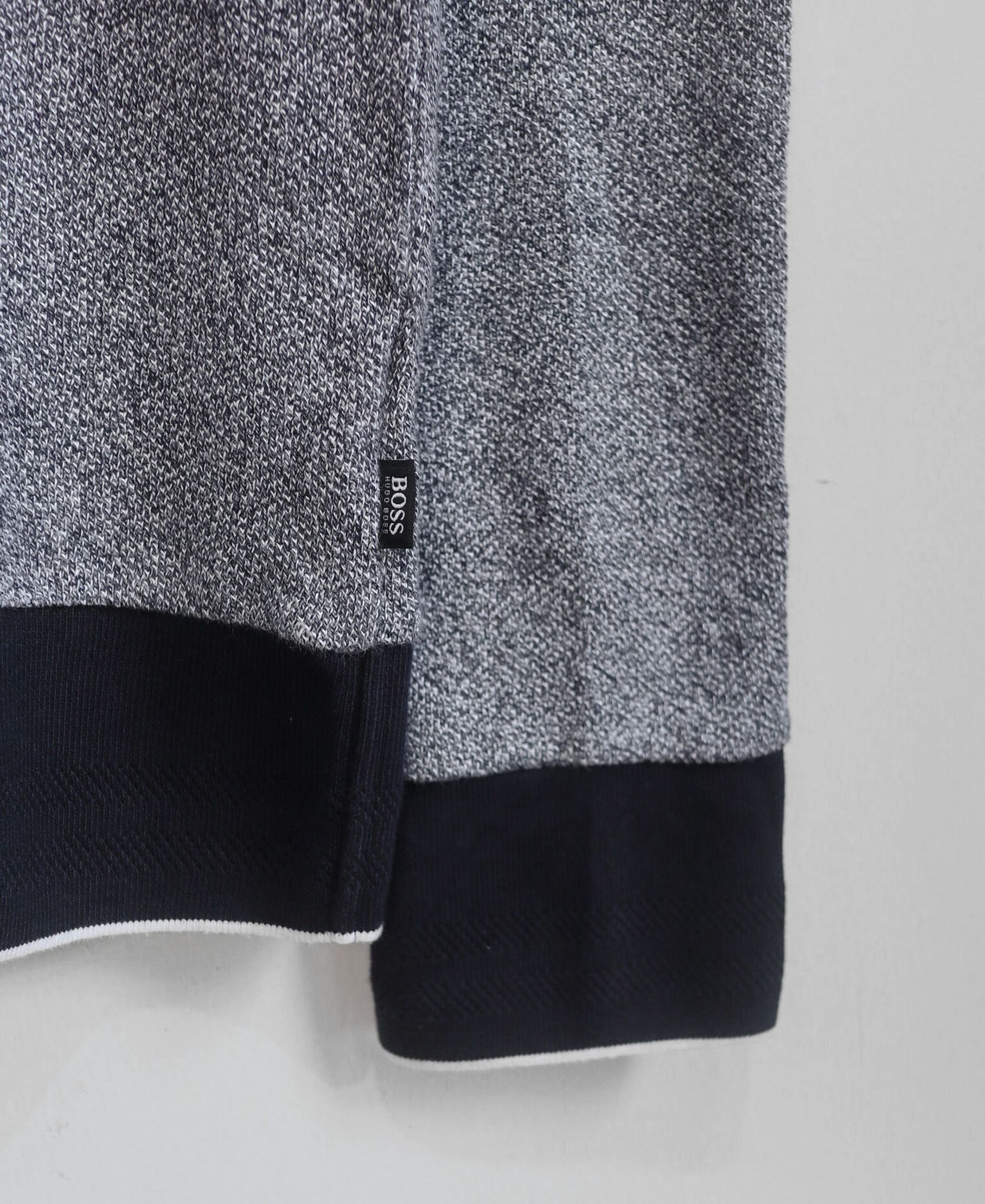 10.24.23 - VTG KNIT SWEATSHIRT - HUGO BOSS