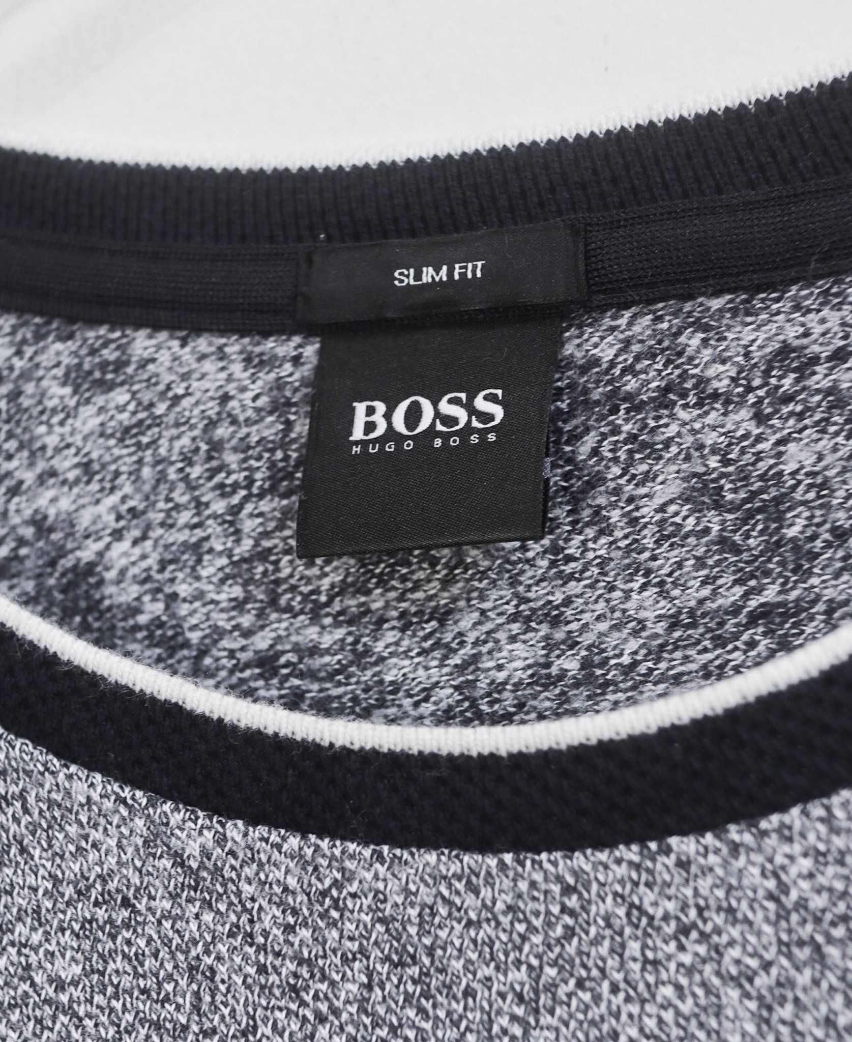10.24.23 - VTG KNIT SWEATSHIRT - HUGO BOSS