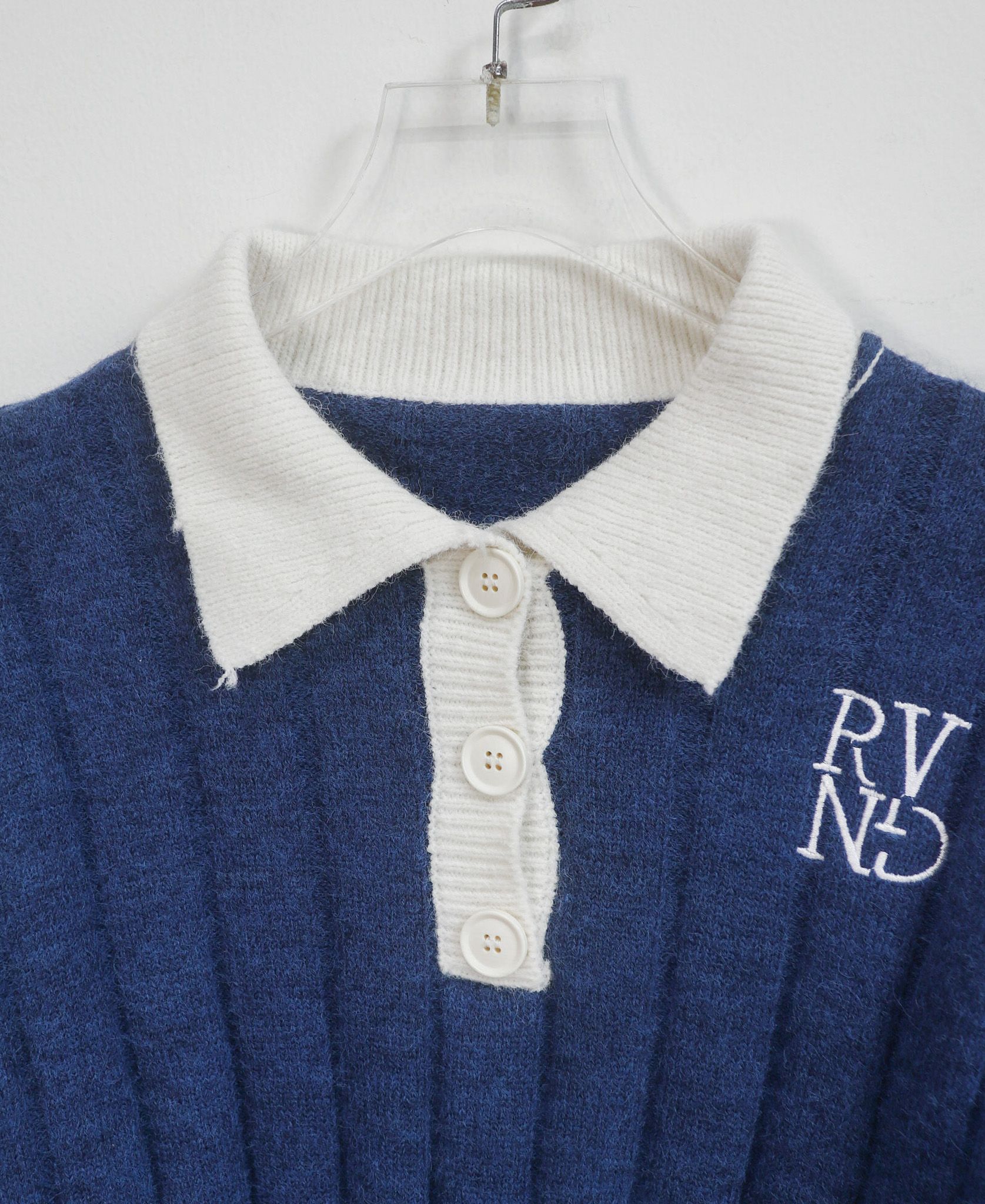 10.24.23 - VTG CROPPED KNIT SWEATSHIRT