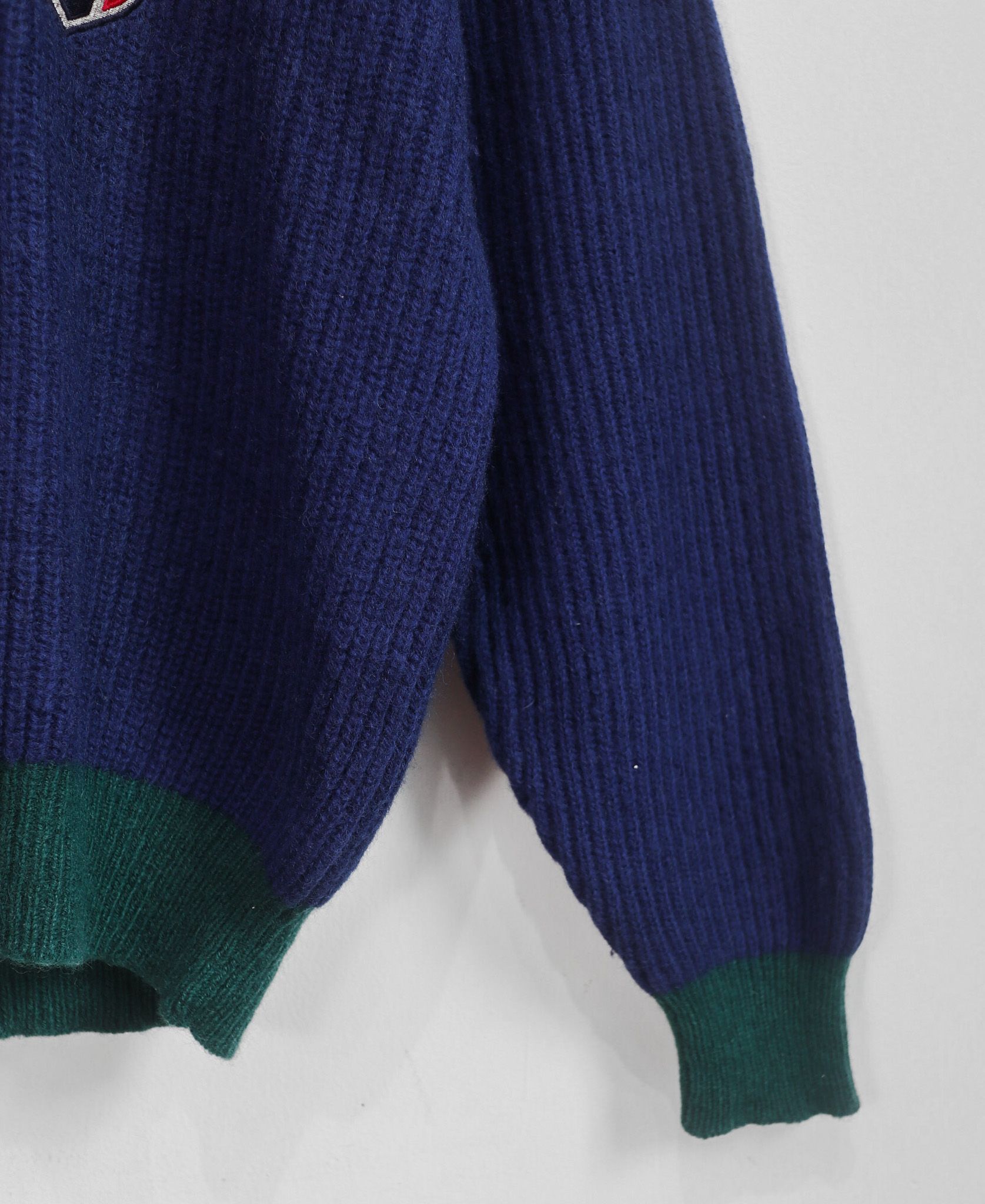 10.24.23 - VTG KNIT SWEATSHIRT - WEST WIN