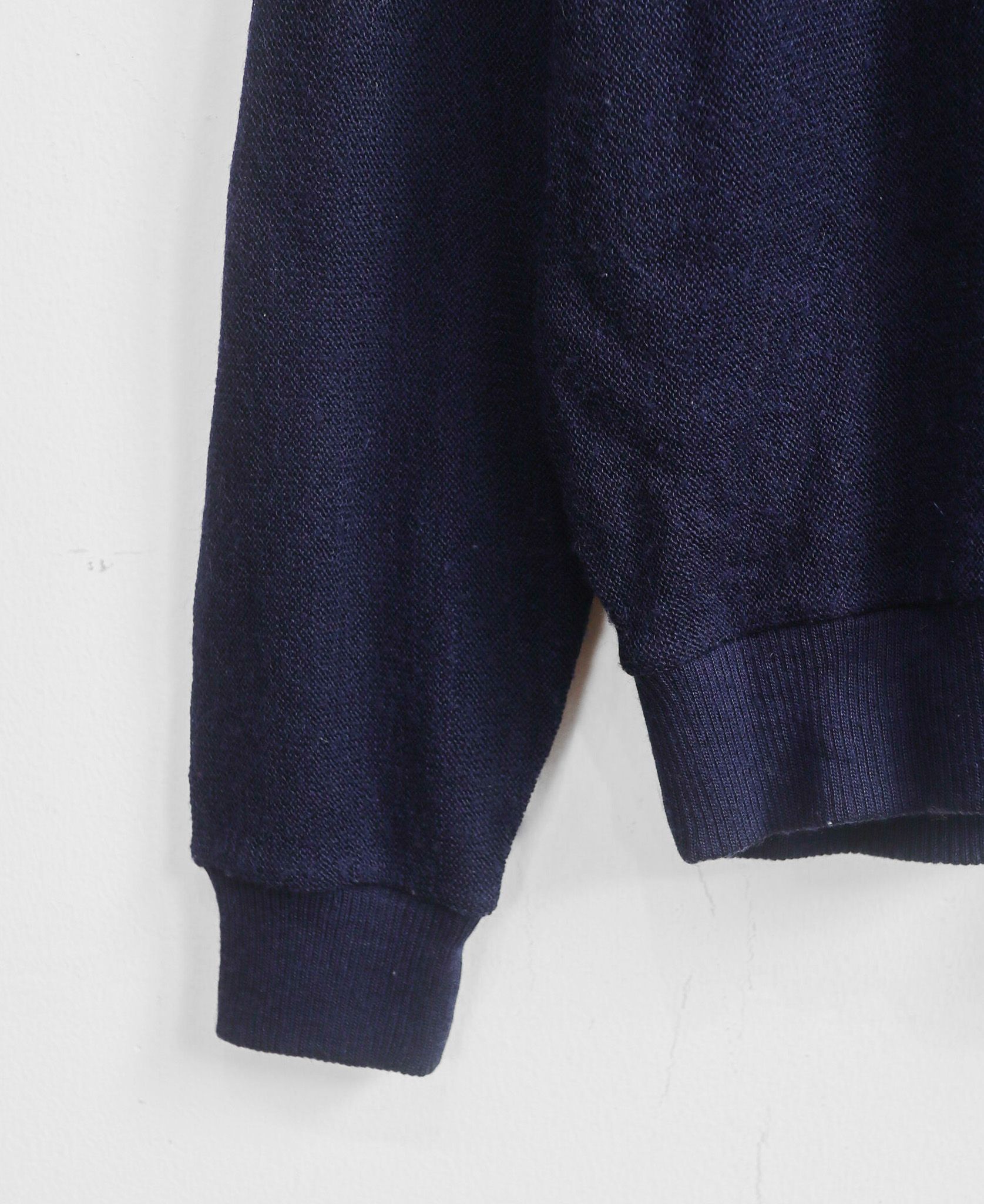 10.24.23 - VTG KNIT SWEATSHIRT - CROCODILE