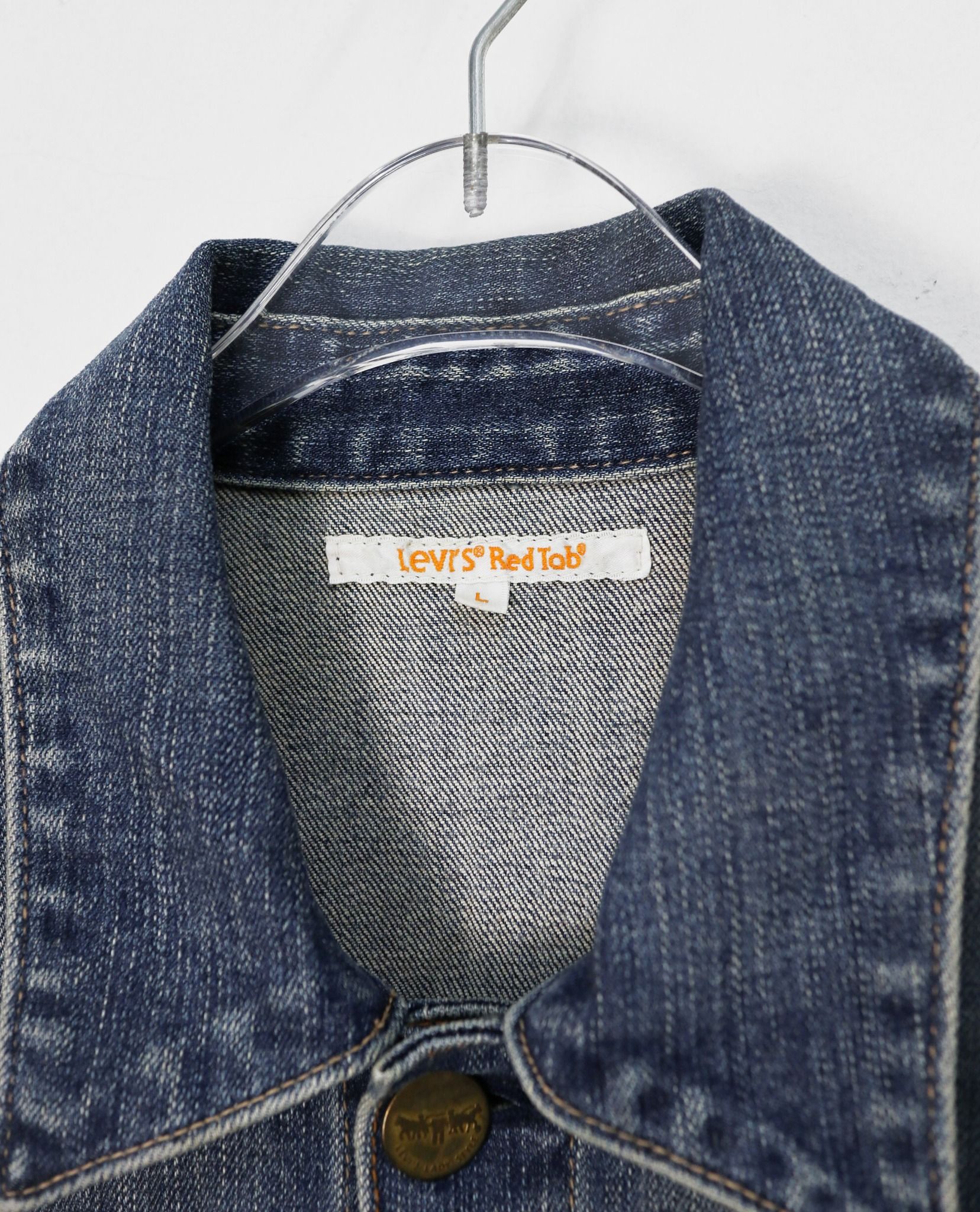 11.02.22 - VTG DENIM JACKET - LEVI'S RED TAB