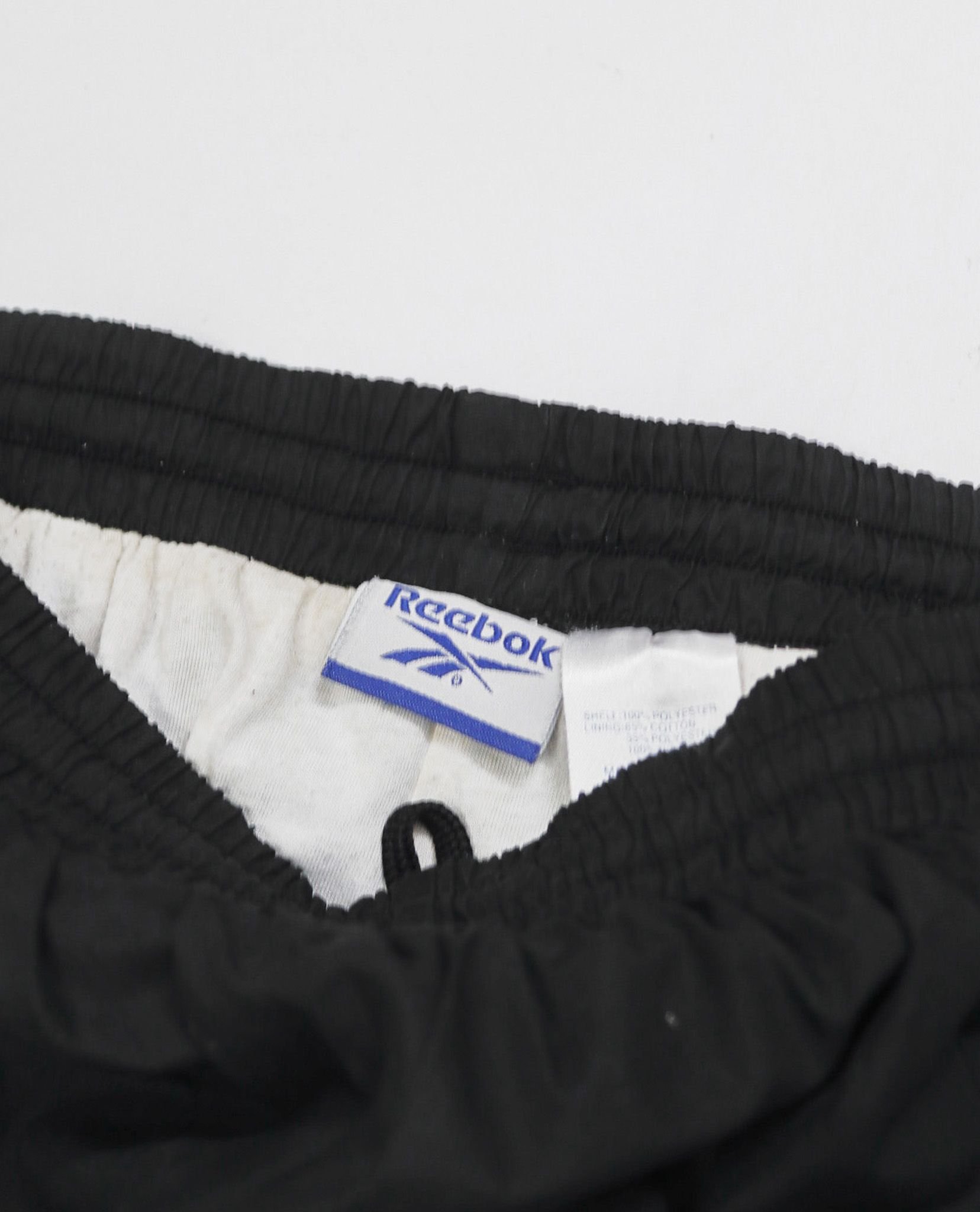 02.16.23 - VTG WIND PANTS - REEBOK