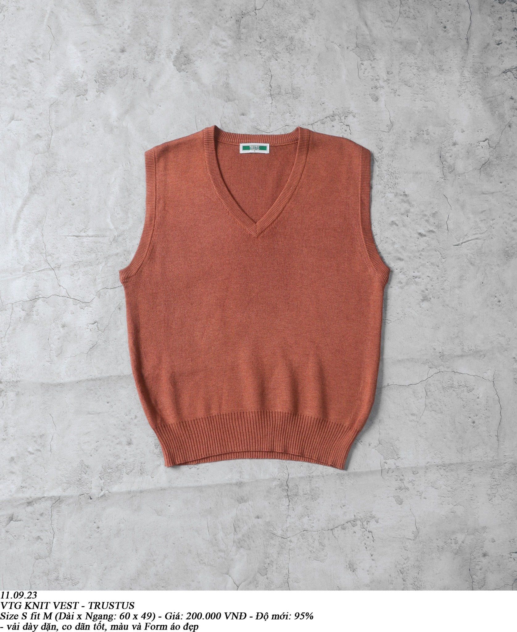 11.09.23 - VTG KNIT VEST - TRUSTUS