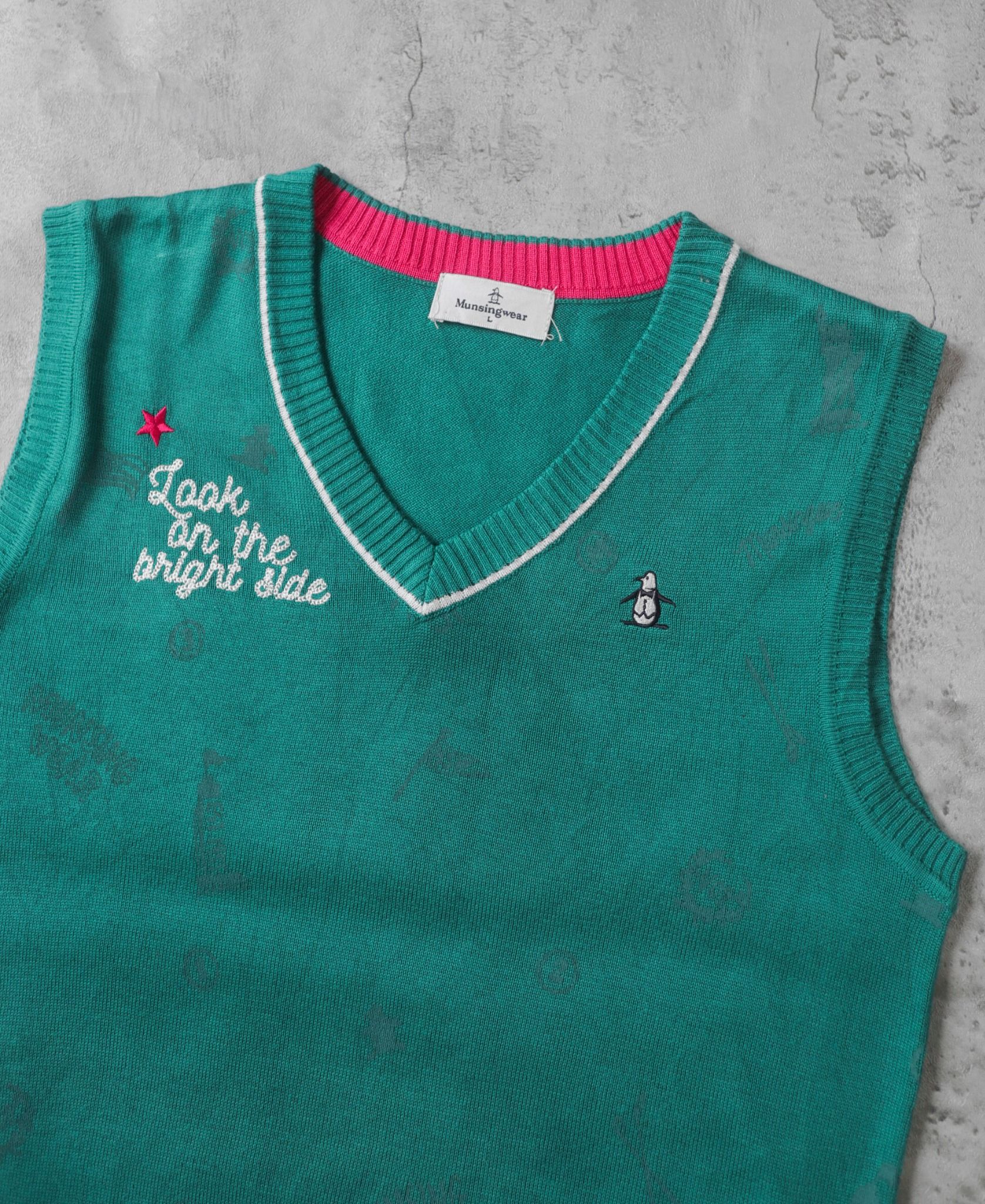 11.09.23 - VTG KNIT VEST - MUNSINGWEAR