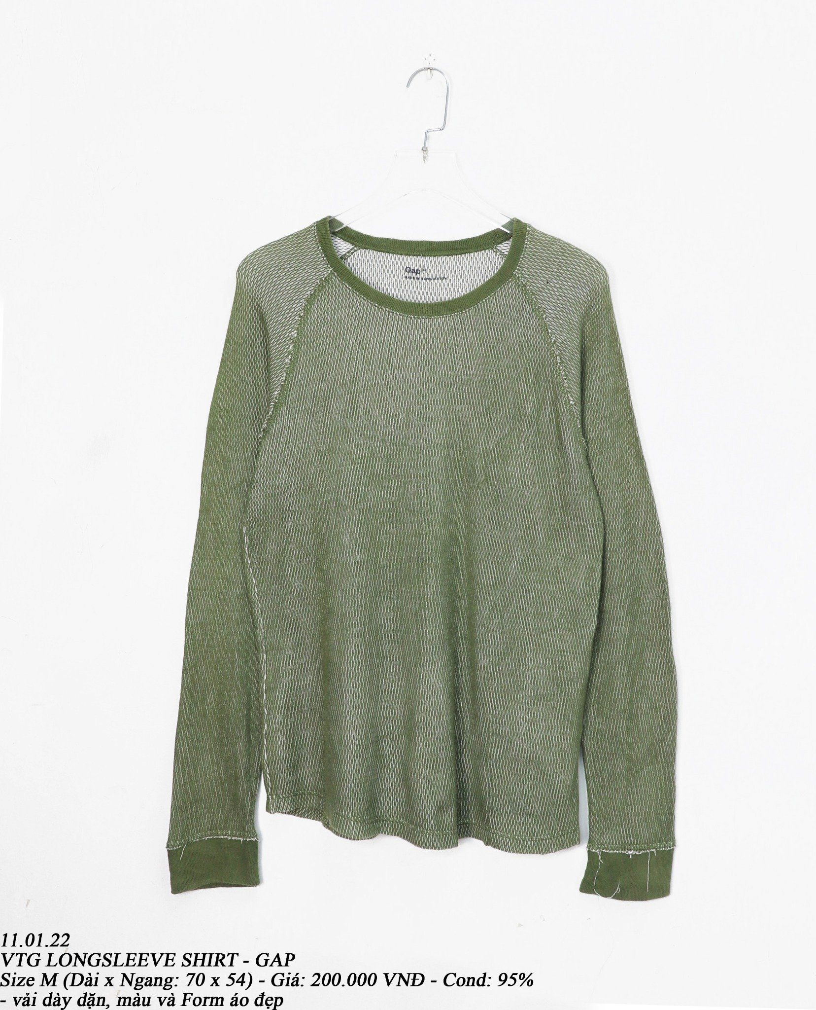 11.01.22 - VTG LONGSLEEVE SHIRT - GAP