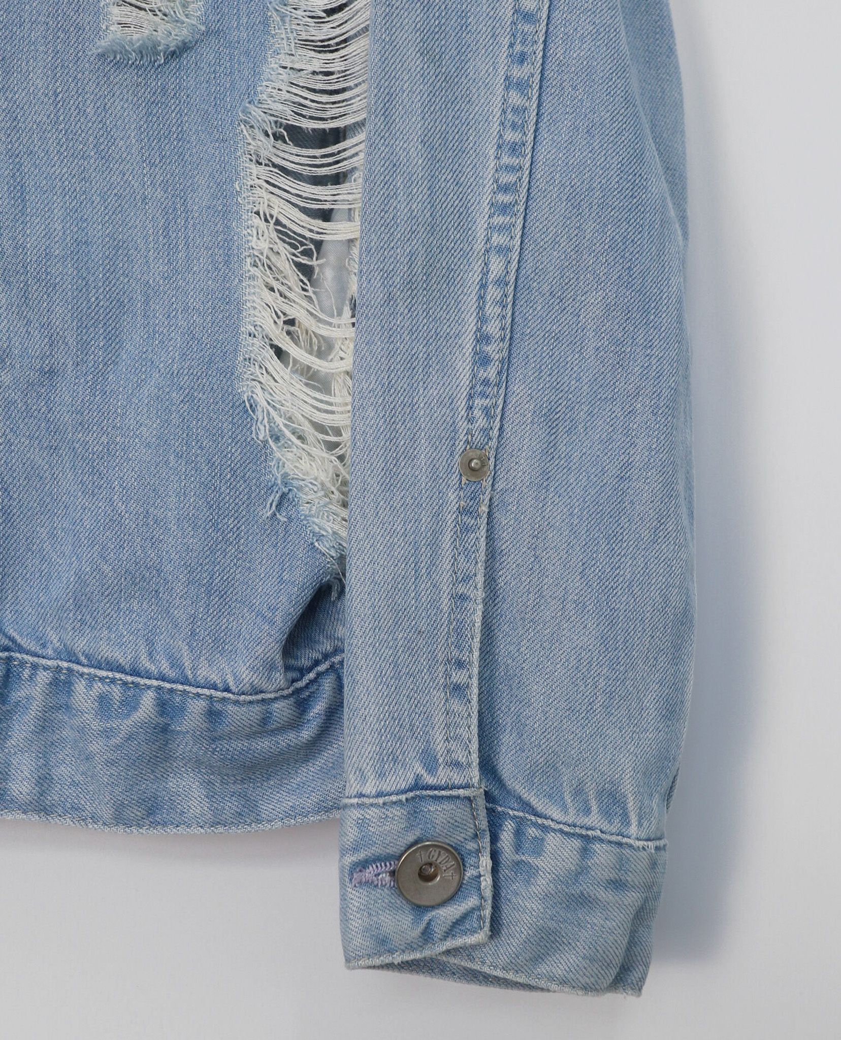 02.16.23 - VTG DENIM JACKET - GYDA