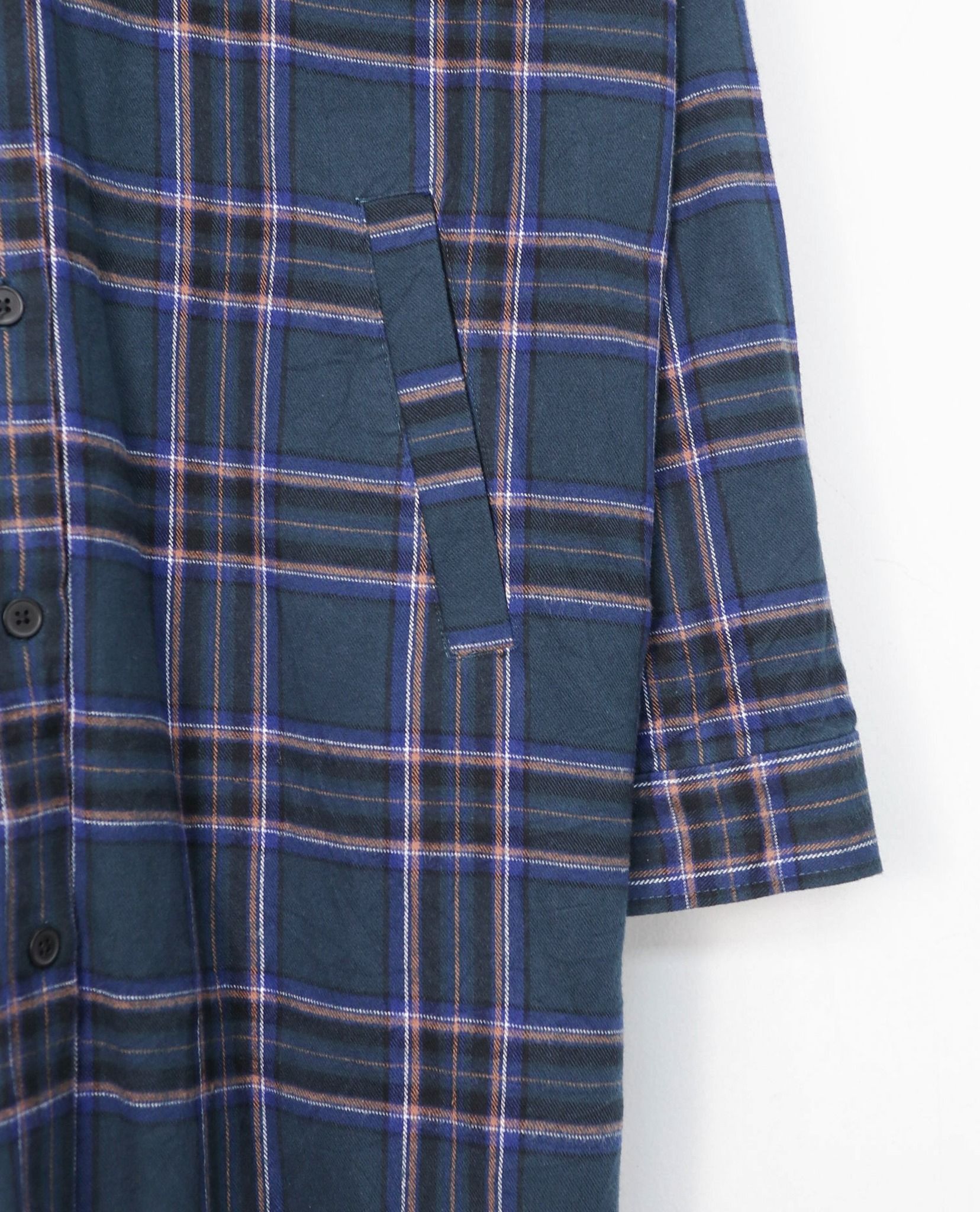 11.01.22 - VTG LONGLINE FLANNEL BUTTON UP SHIRT - FRANK STONE