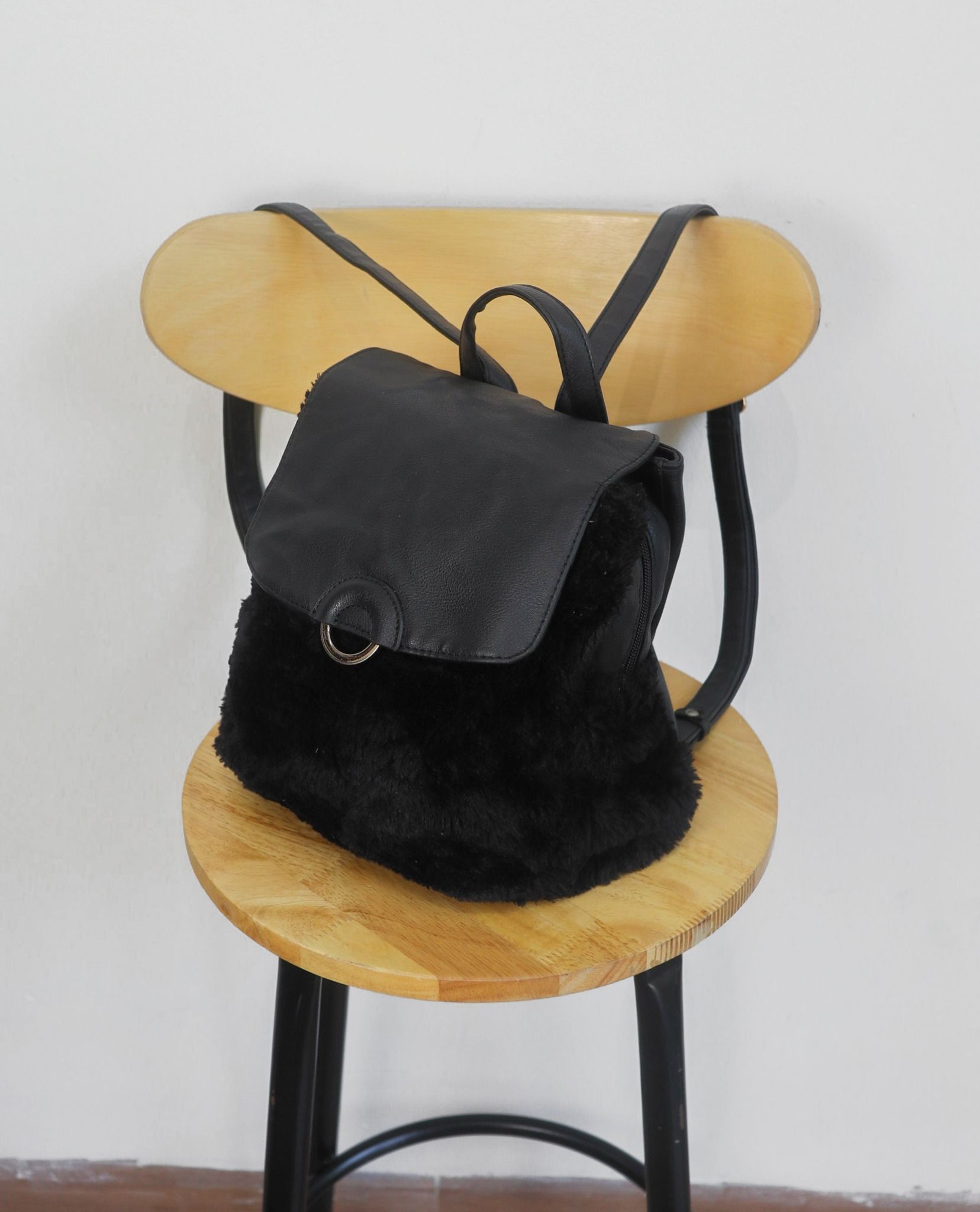07.06.23 - VTG BAG - CLOSSHI