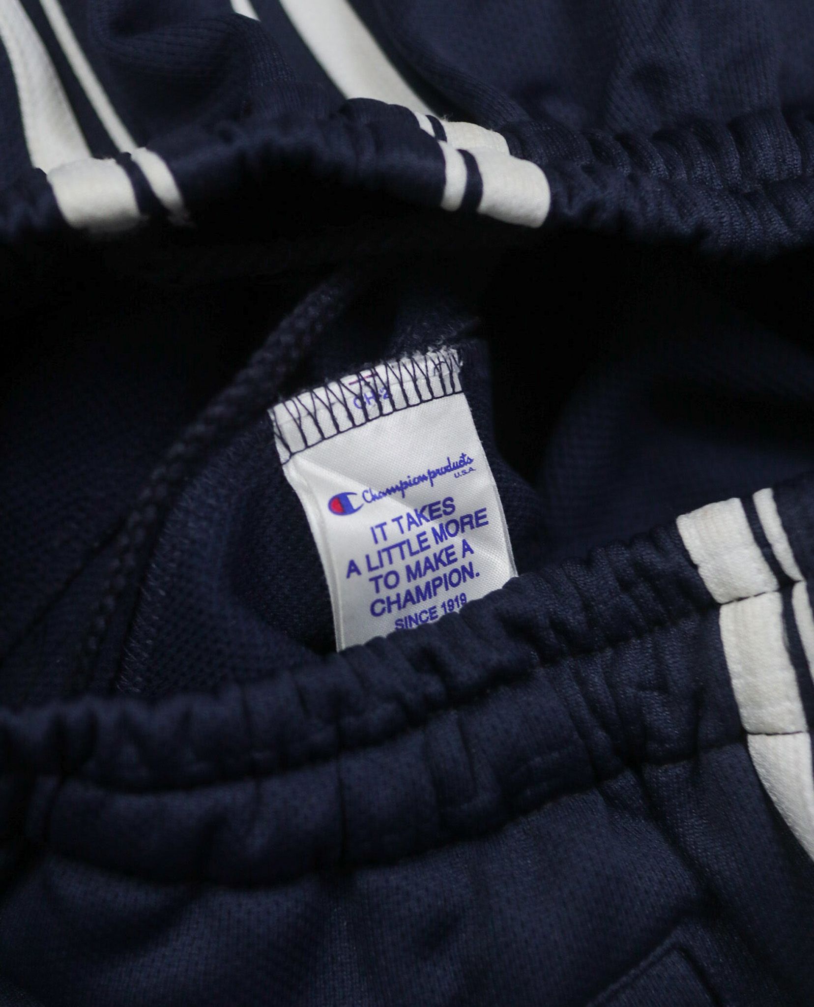 02.17.23 - VTG TRACK PANTS - CHAMPION 90s