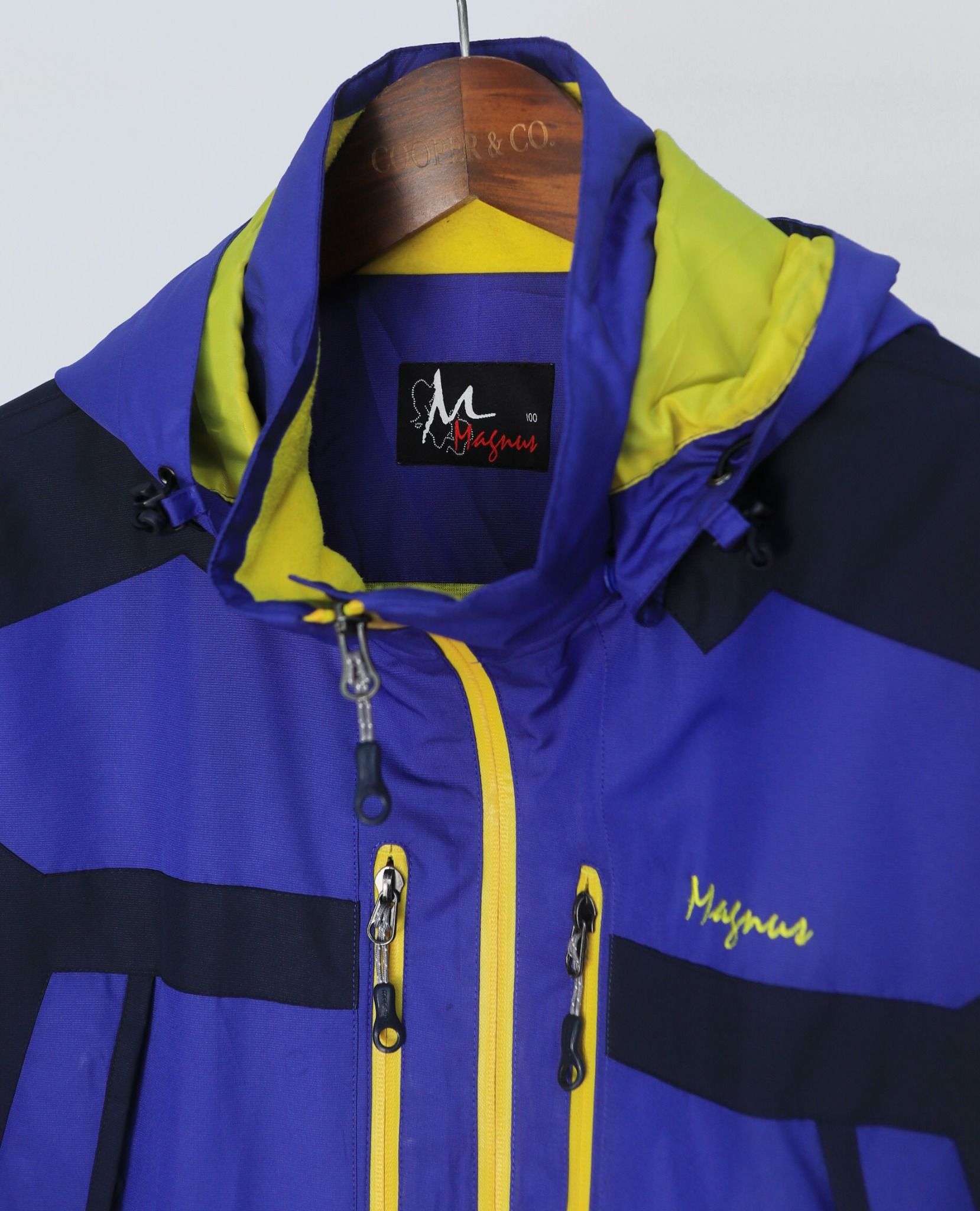 10.17.23 - VTG WINDBREAKER JACKET - MAGNUS