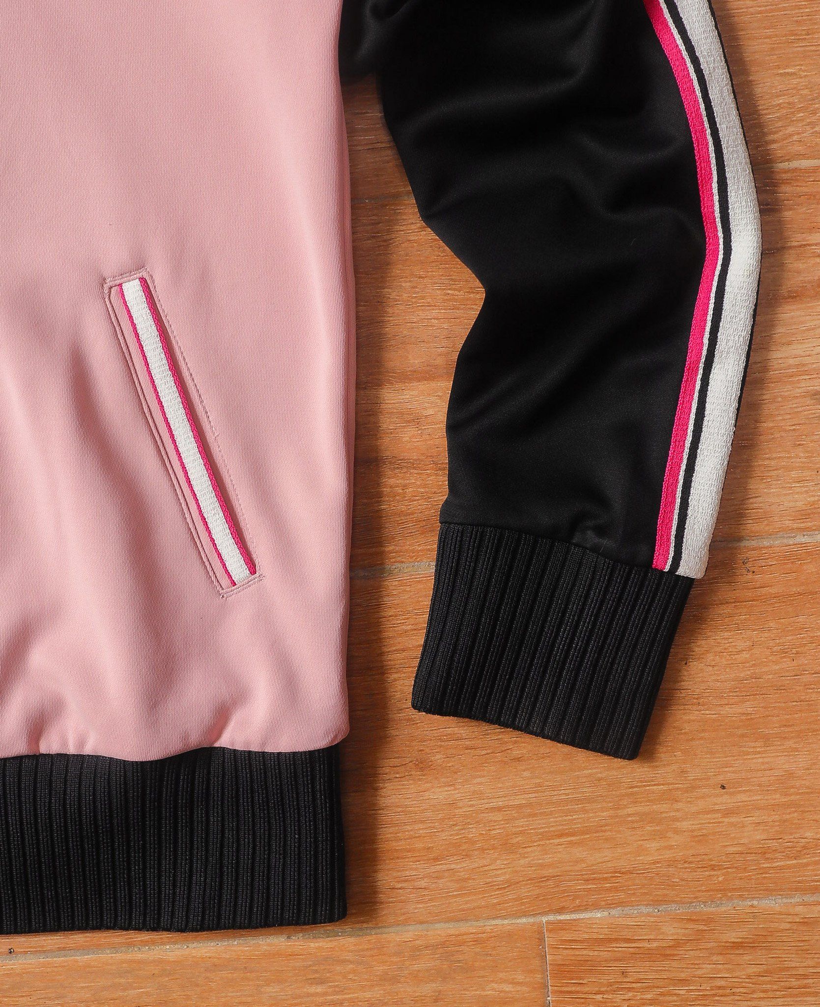 05.12.24 - VTG CROPPED SPORT TRACK JACKET - NIKE