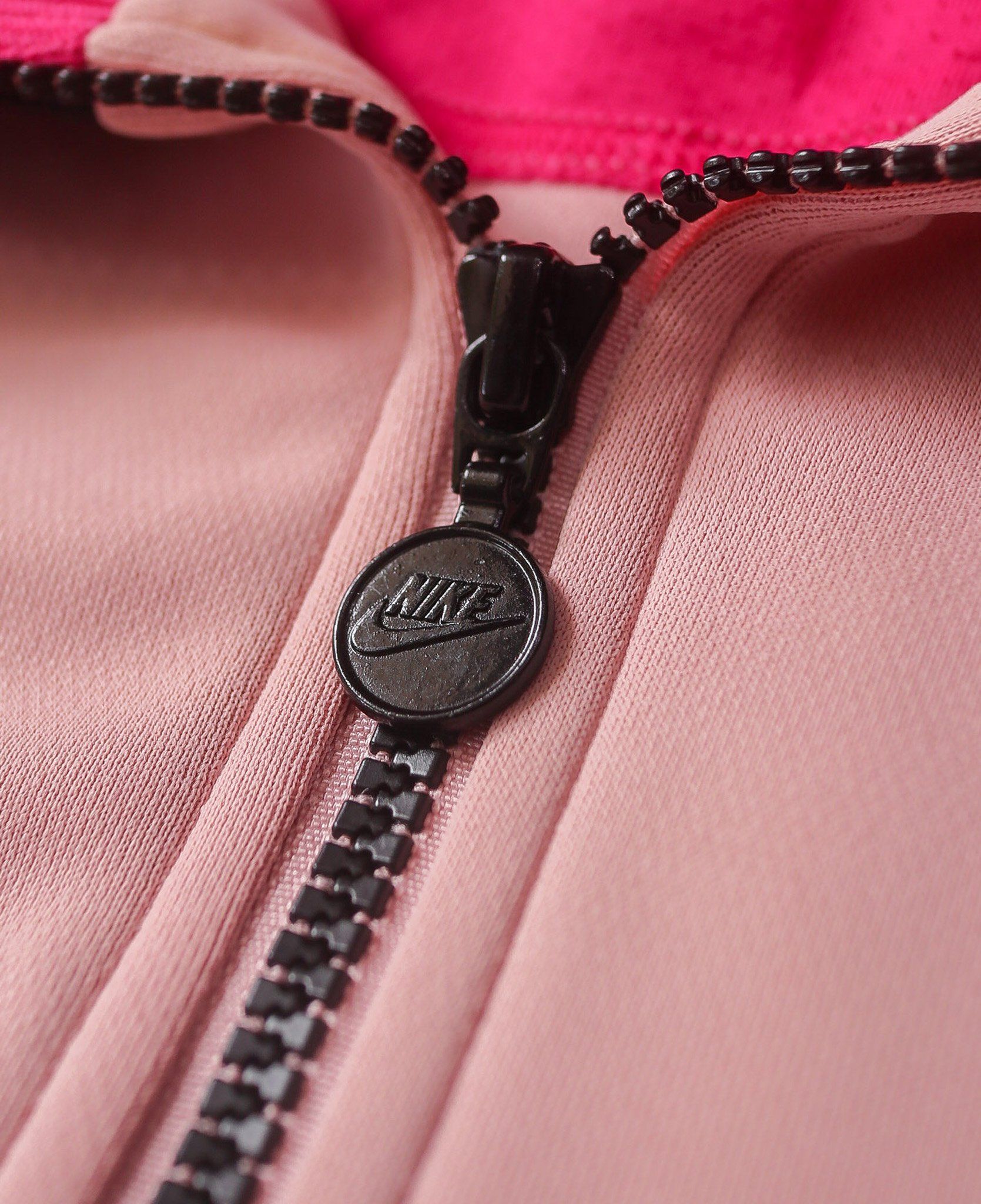 05.12.24 - VTG CROPPED SPORT TRACK JACKET - NIKE