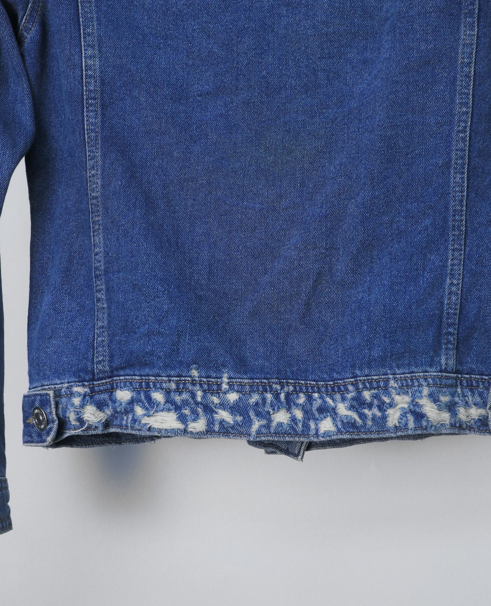 10.17.23 - VTG CROPPED DENIM JACKET - FOREVER21