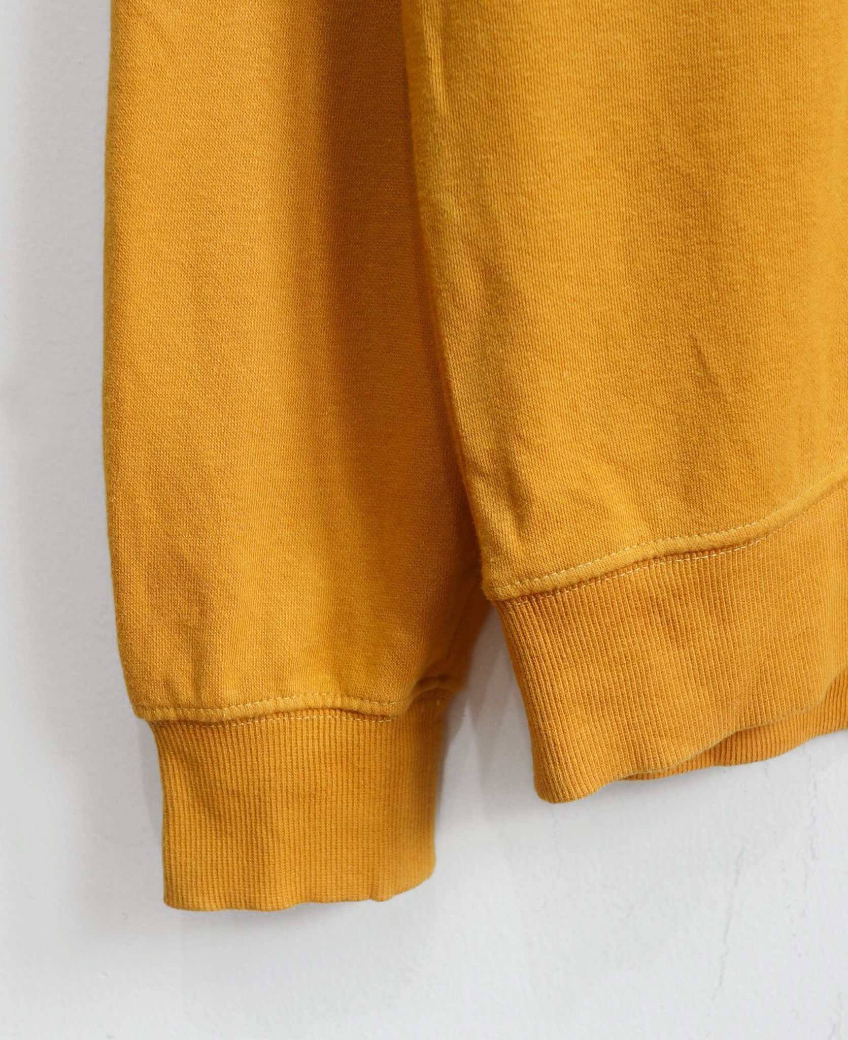 12.07.23 - VTG SWEATSHIRT - TOMMY HILFIGER