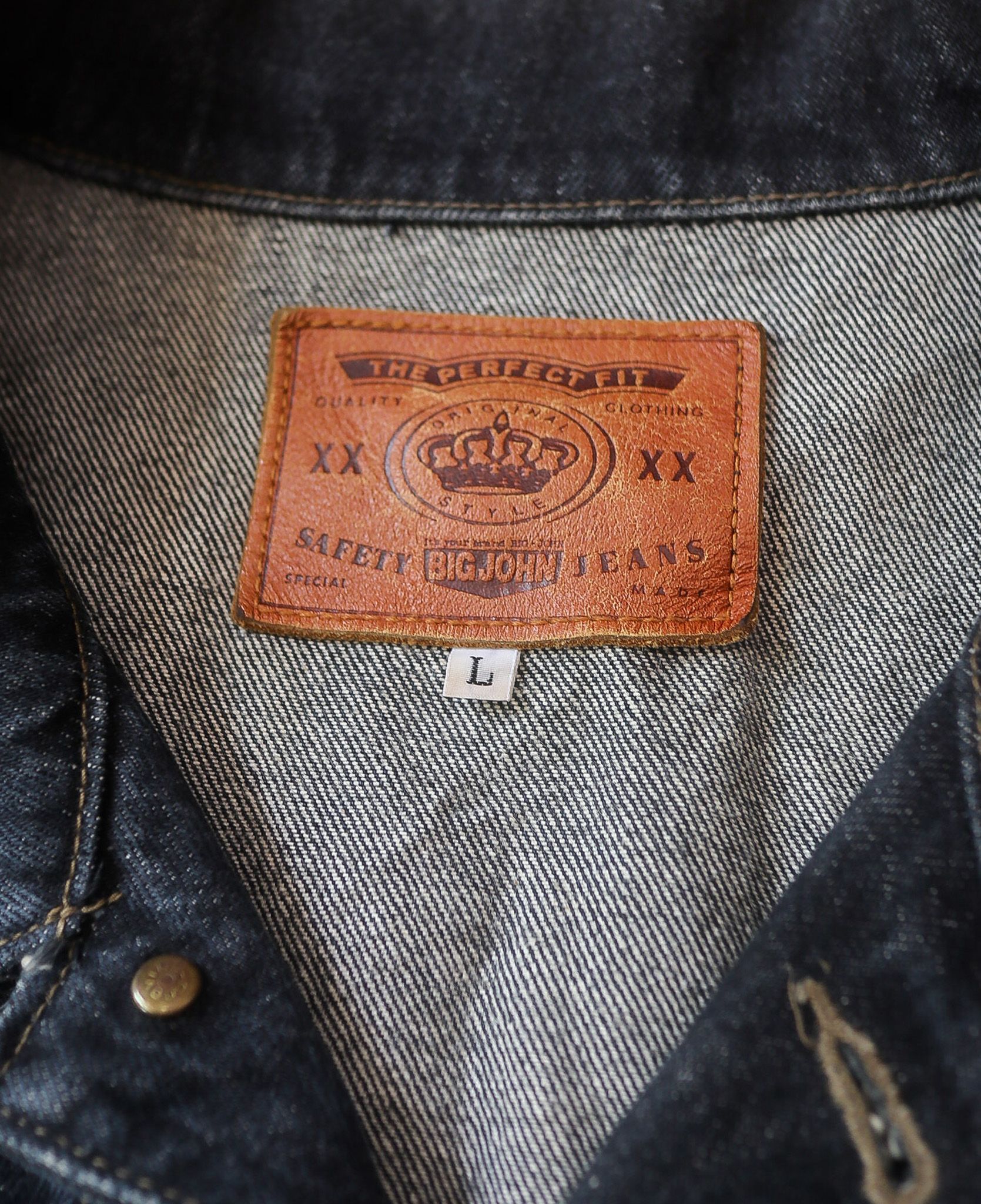 05.13.24 - VTG CROPPED BOXY DENIM JACKET - BIG JOHN