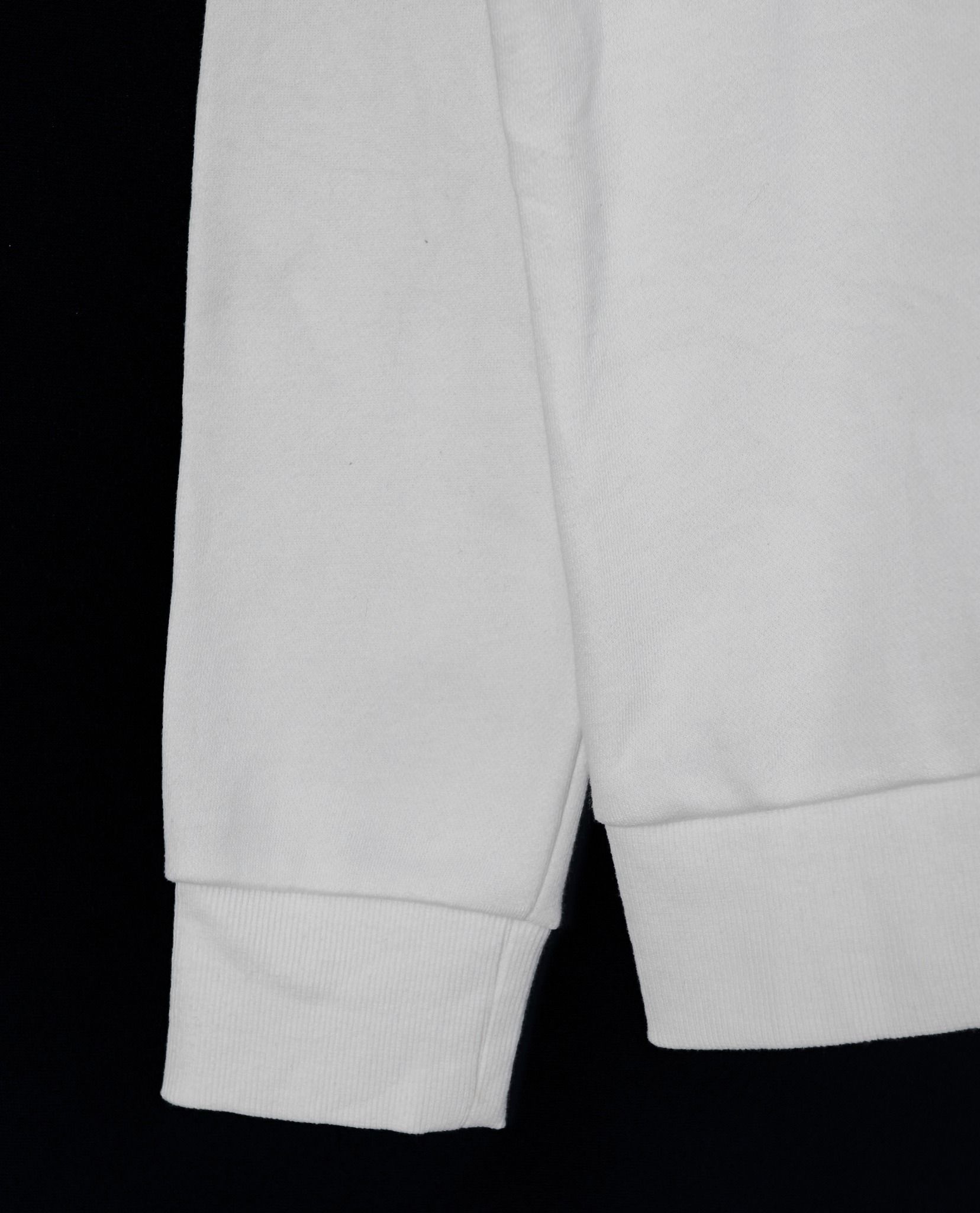 11.06.22 - VTG SWEATSHIRT - LITMUS