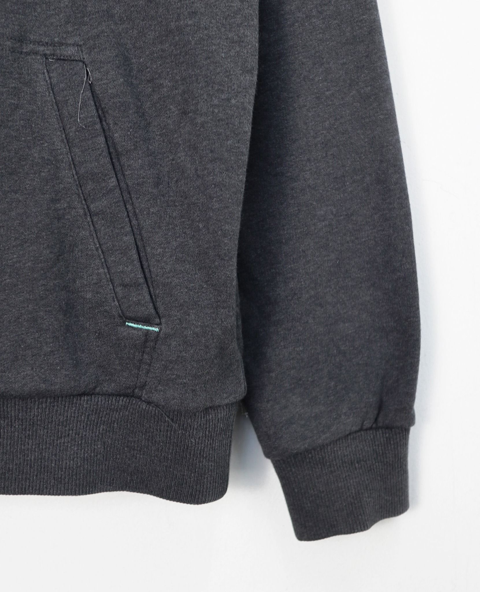 11.10.22 - VTG PULLOVER HOODIE - NEW BALANCE