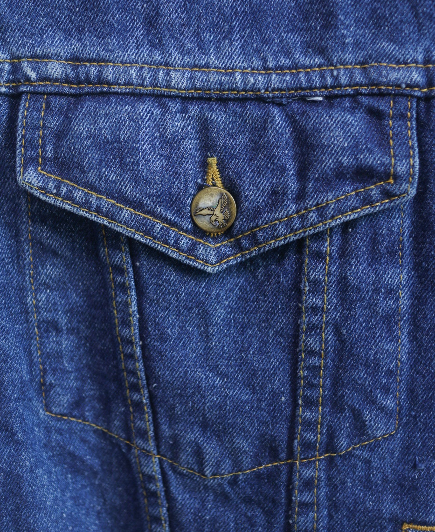 03.03.24 - VTG BOXY TRUCKER DENIM JACKET - JIM BEAM