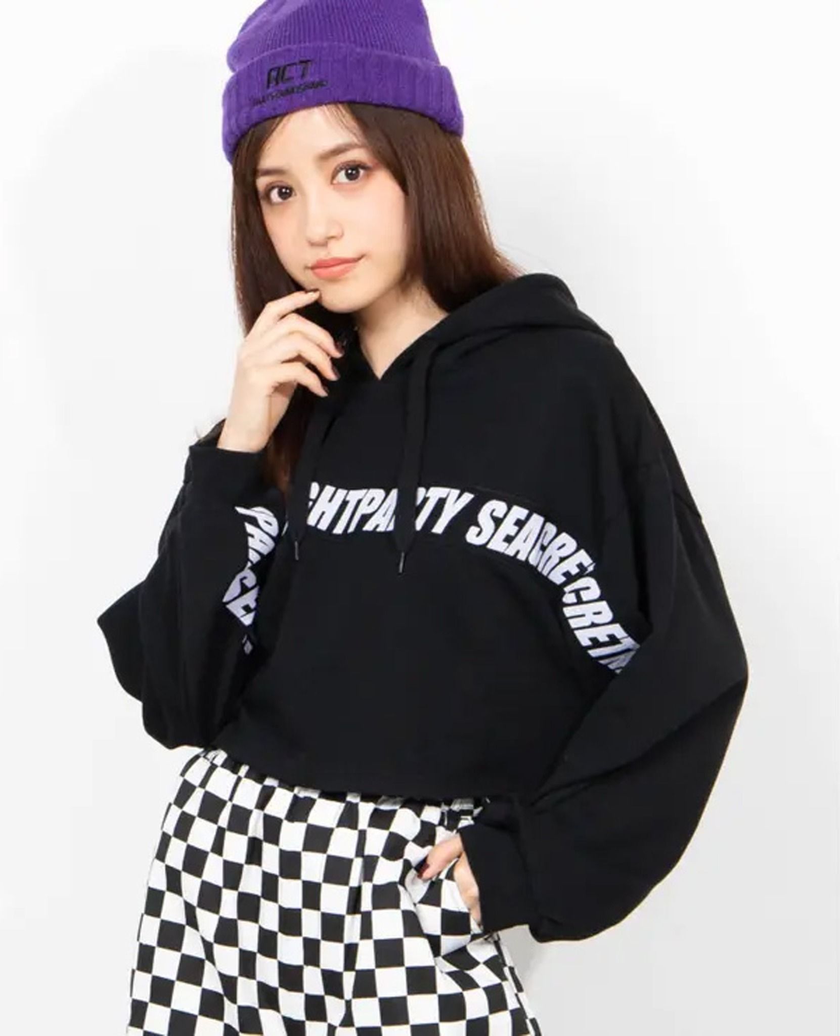 11.10.22 - VTG CROPPED PULLOVER HOODIE - WEGO