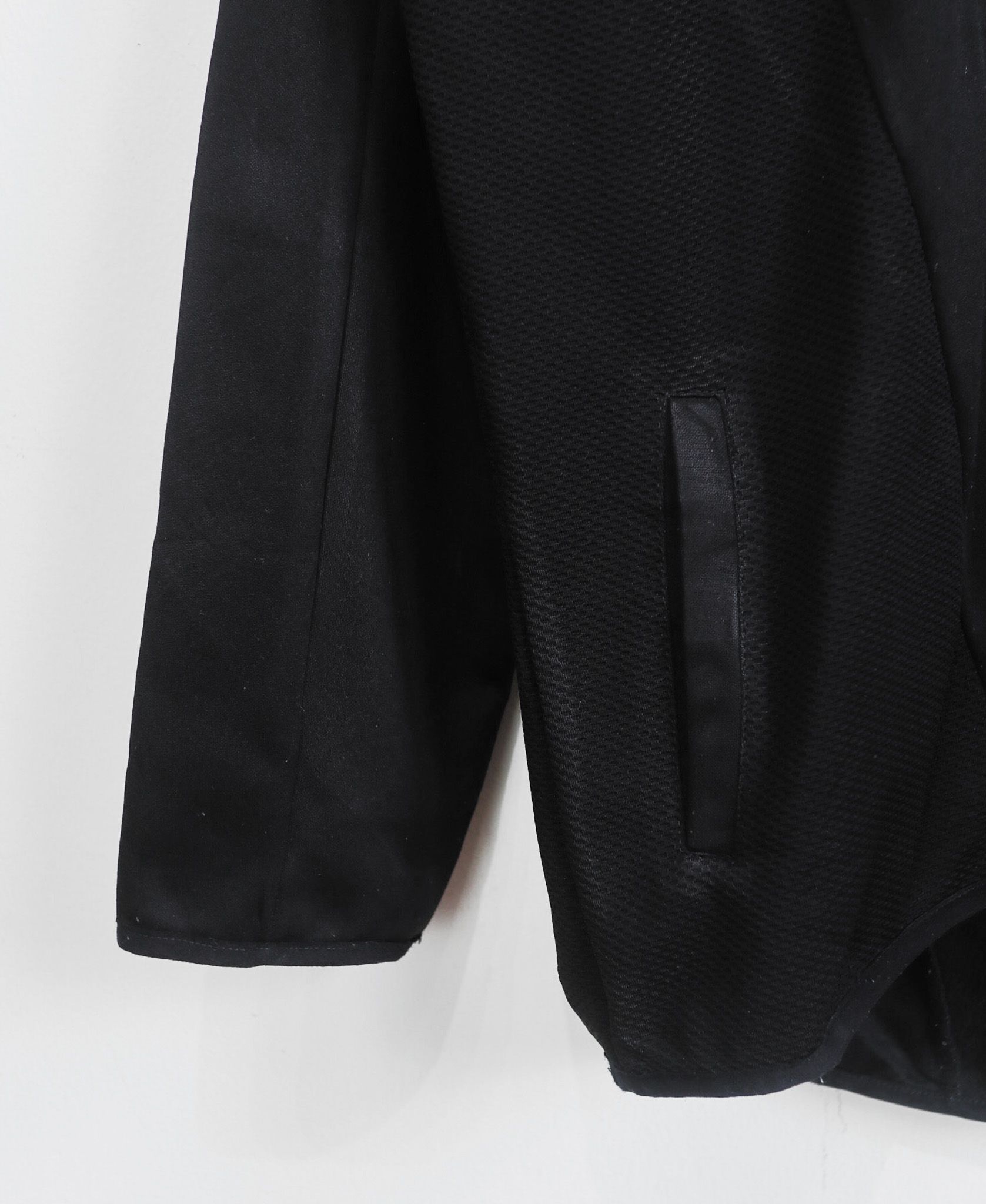 03.03.24 - VTG TRACK SPORT JACKET - PLAY STATION by DEFUZED
