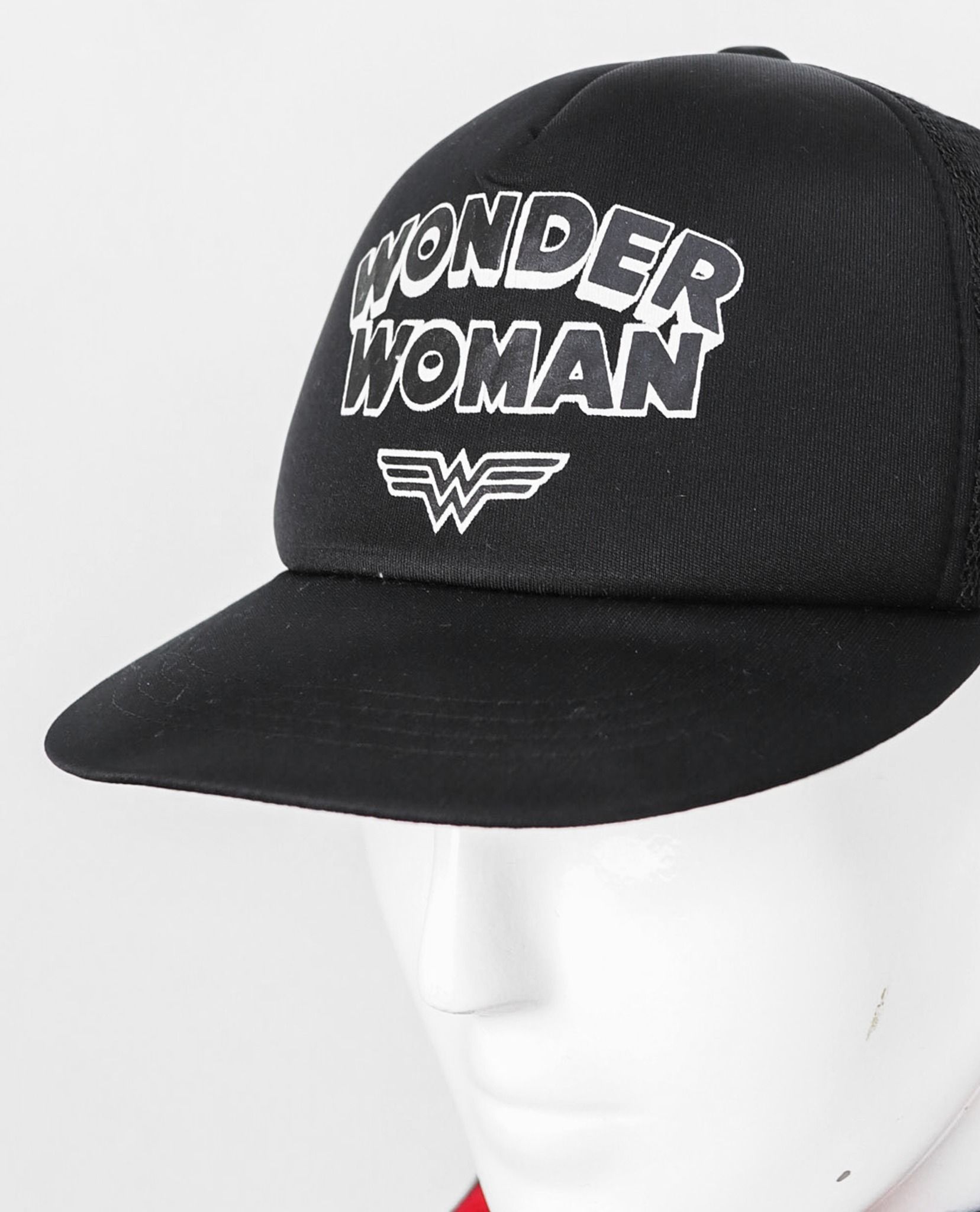 11.12.22 - VTG HEADWEAR - WONDER WOMAN 2016