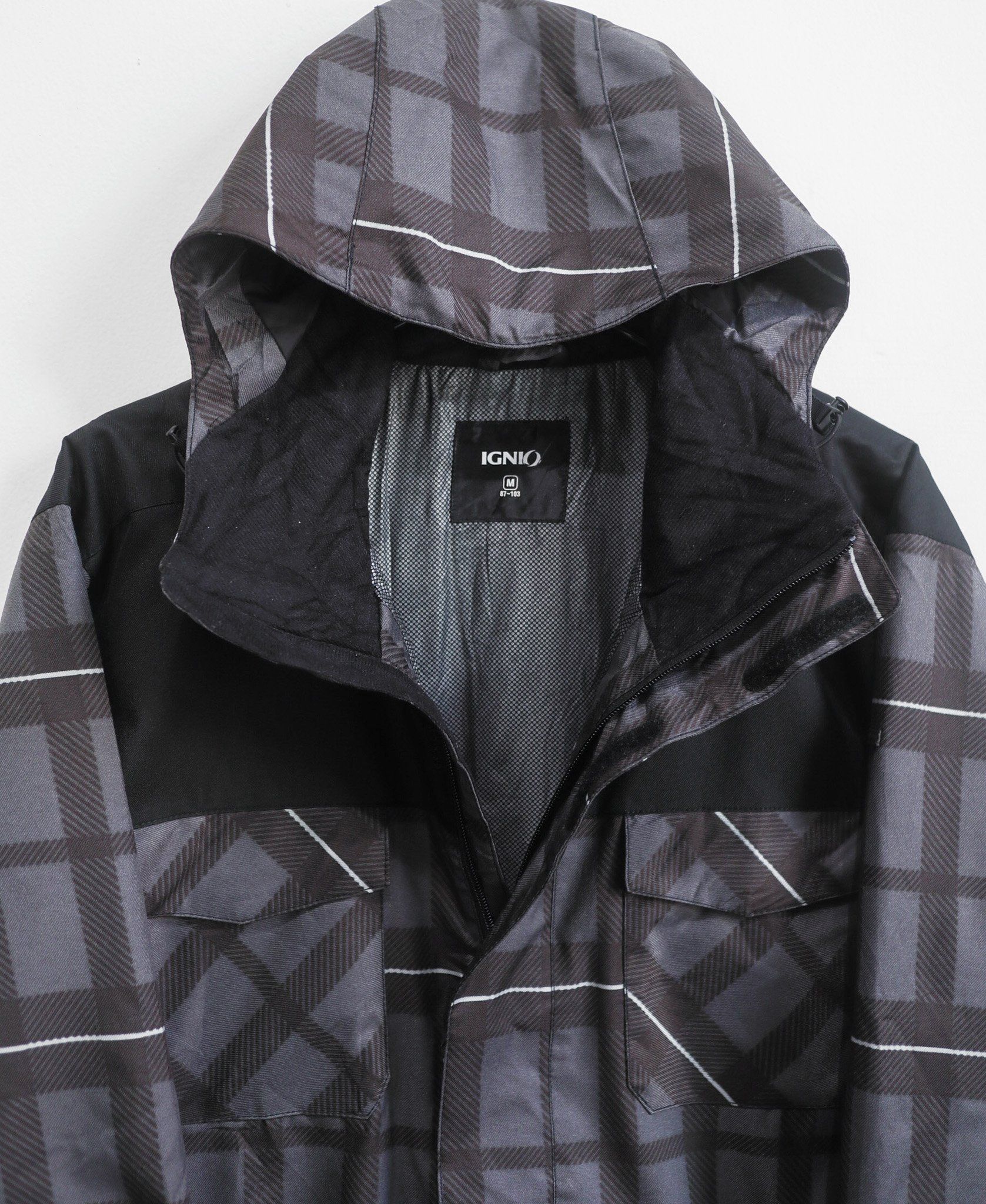 03.10.24 - VTG WINDBREAKER JACKET - IGNIO