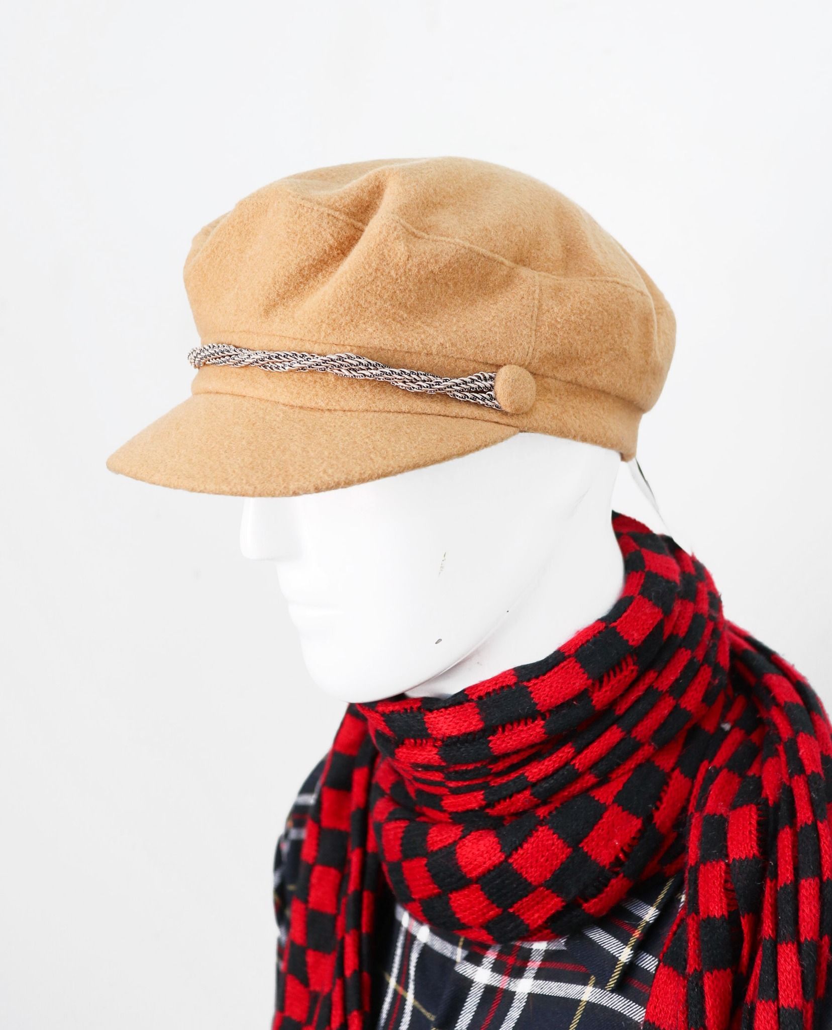 11.12.22 - VTG HEADWEAR - H&M DIVIDED
