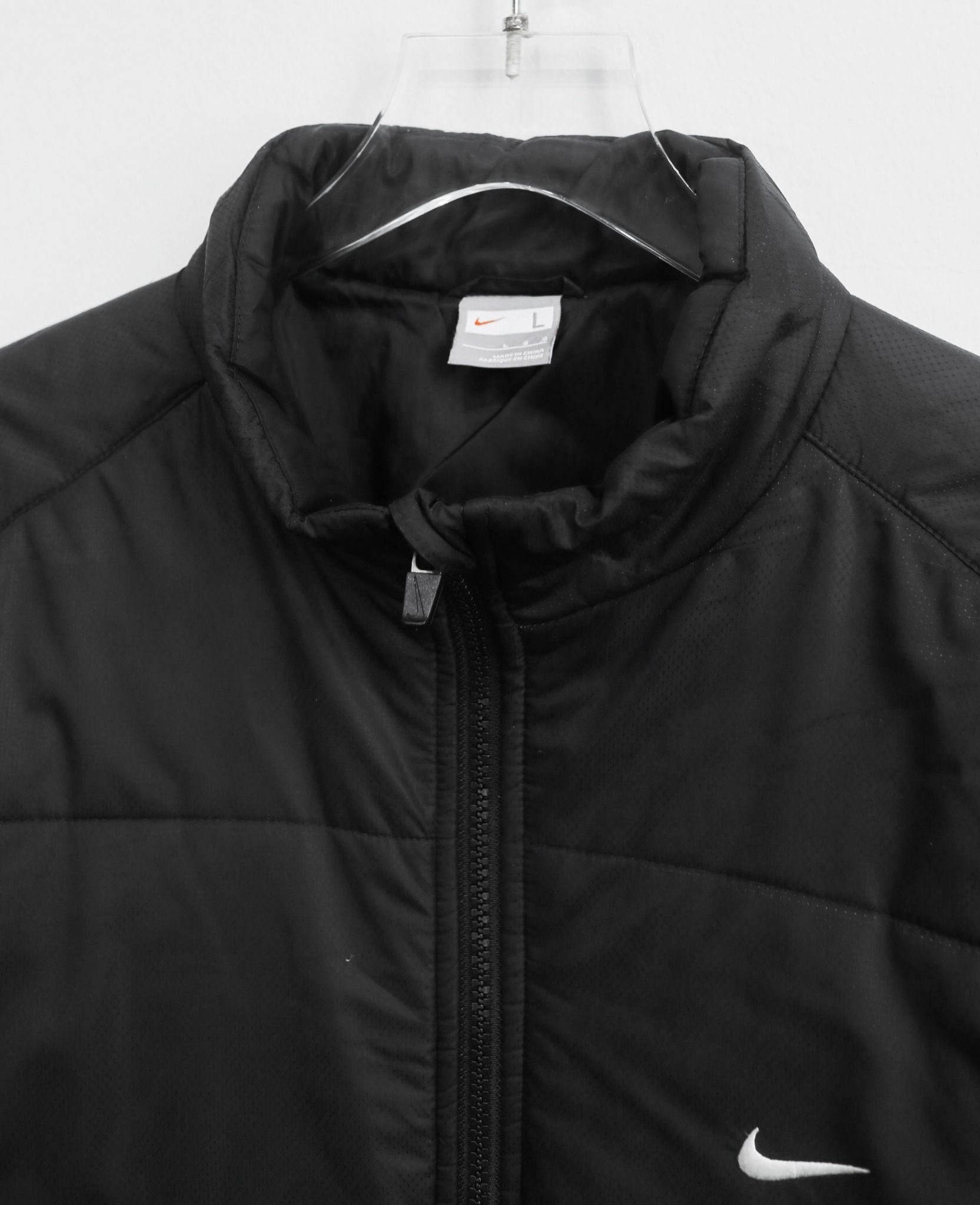 03.10.24 - VTG WINDBREAKER JACKET - NIKE 00s