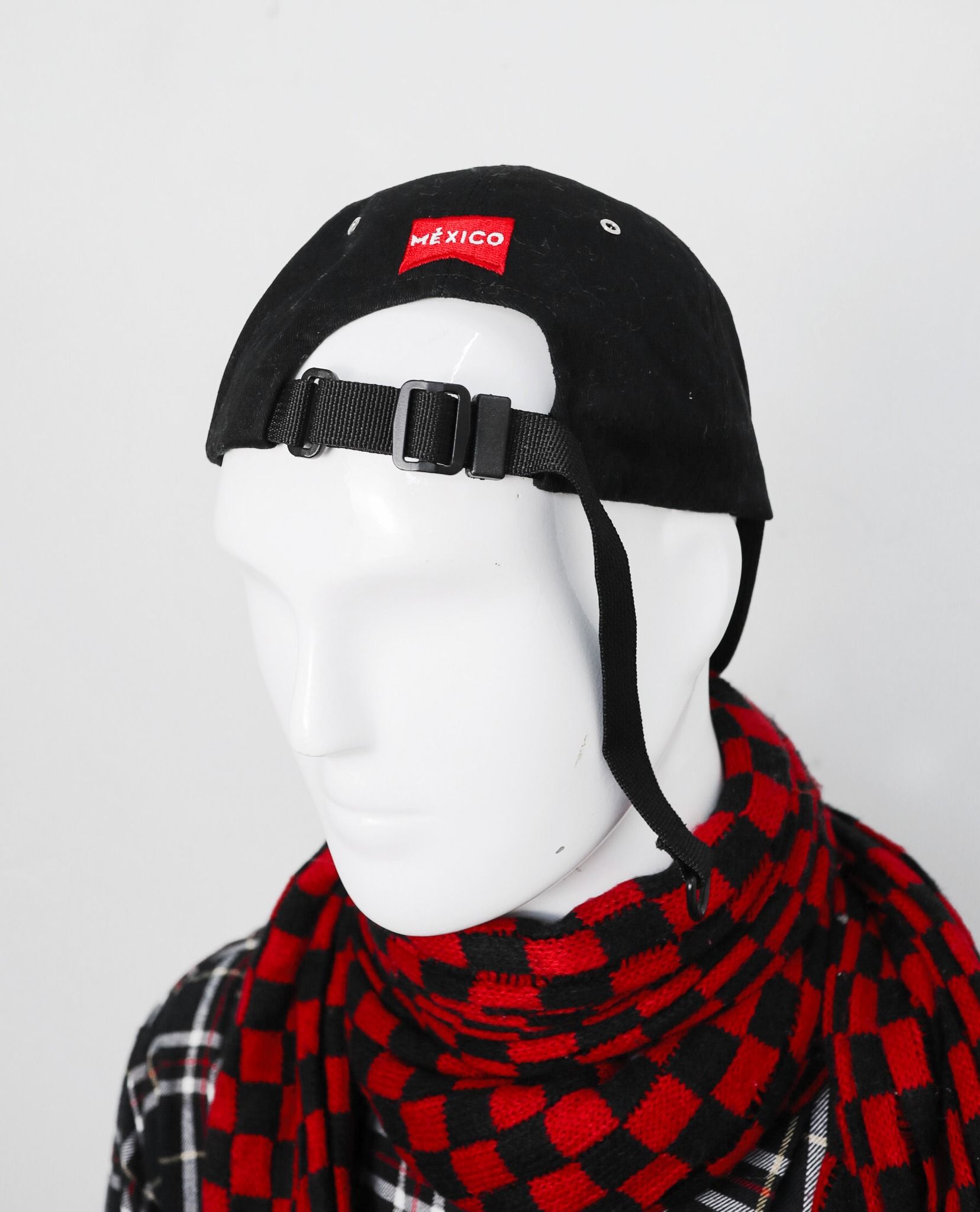 11.15.22 - VTG HEADWEAR - FRIDA KAHLS X LIPHOP