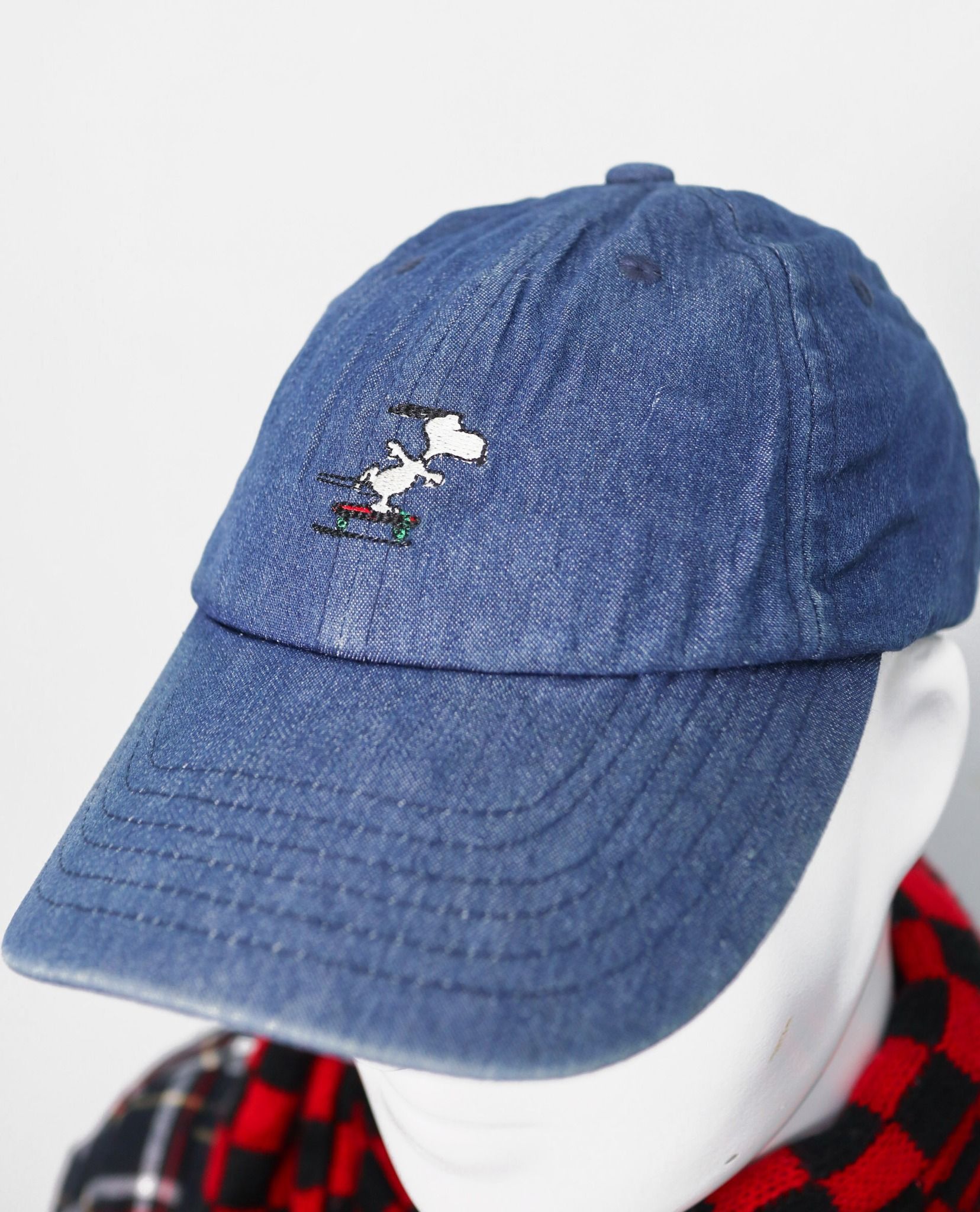 11.15.22 - VTG HEADWEAR - PEANUTS 2016