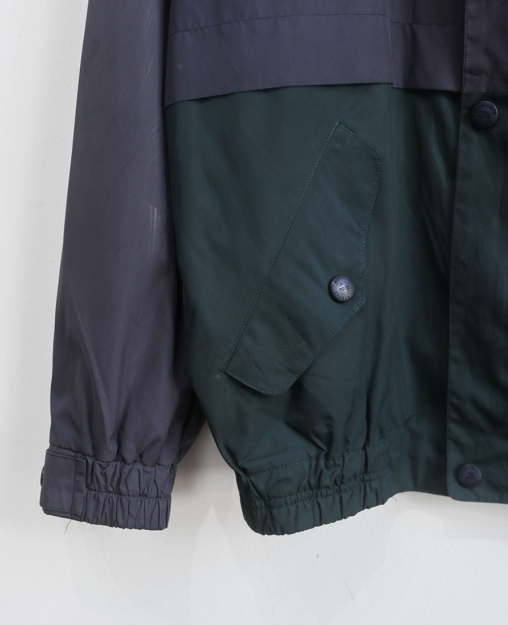 03.10.24 - VTG WINDBREAKER JACKET - BURBERRYS SPORTS