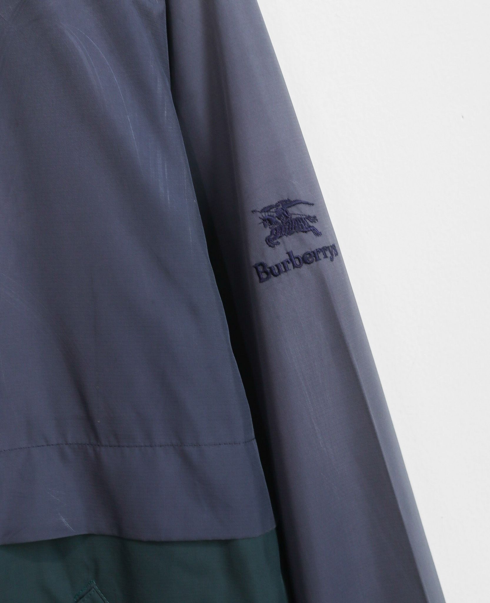 03.10.24 - VTG WINDBREAKER JACKET - BURBERRYS SPORTS